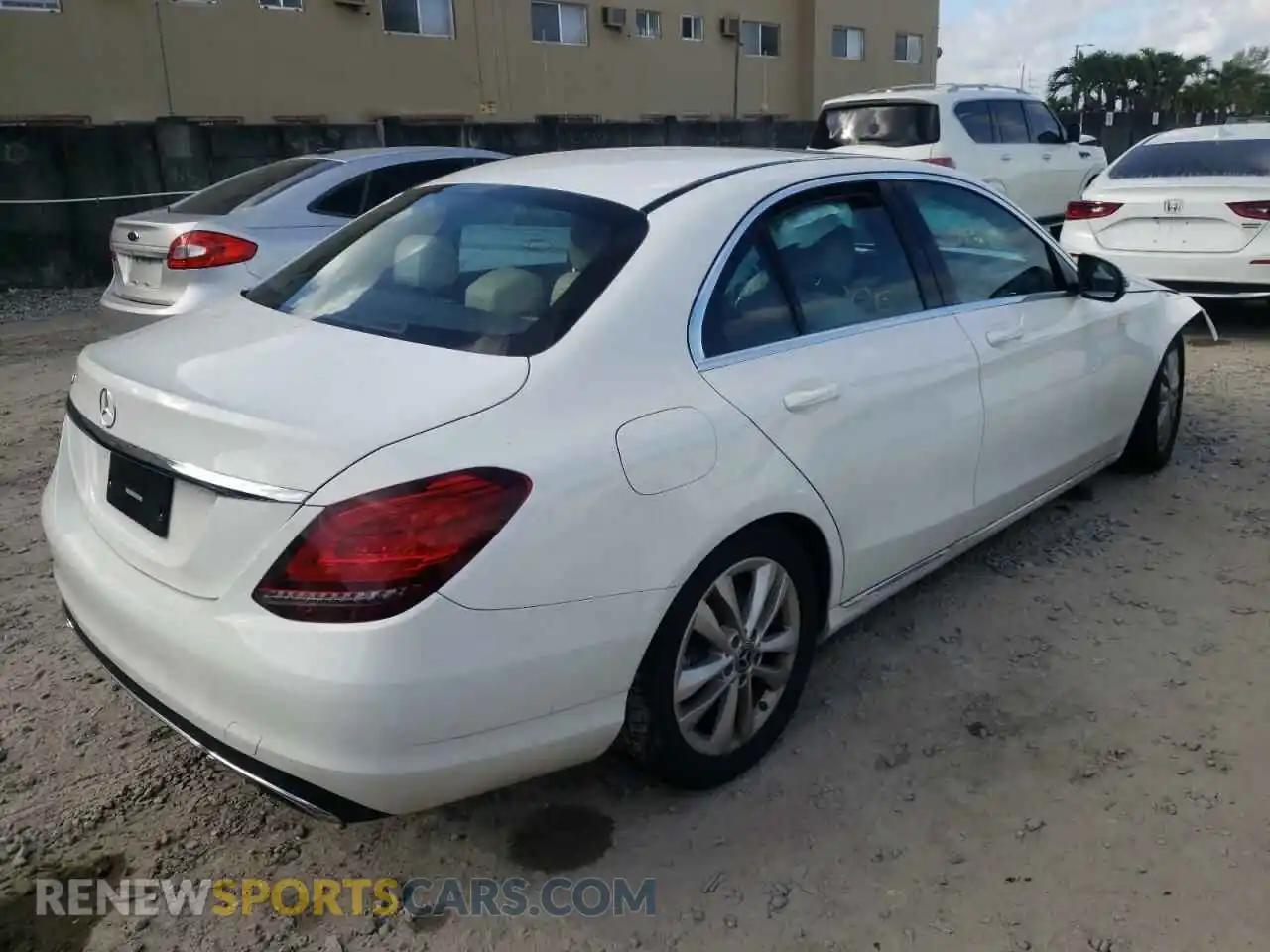 3 Photograph of a damaged car 55SWF8DB1KU294322 MERCEDES-BENZ C-CLASS 2019