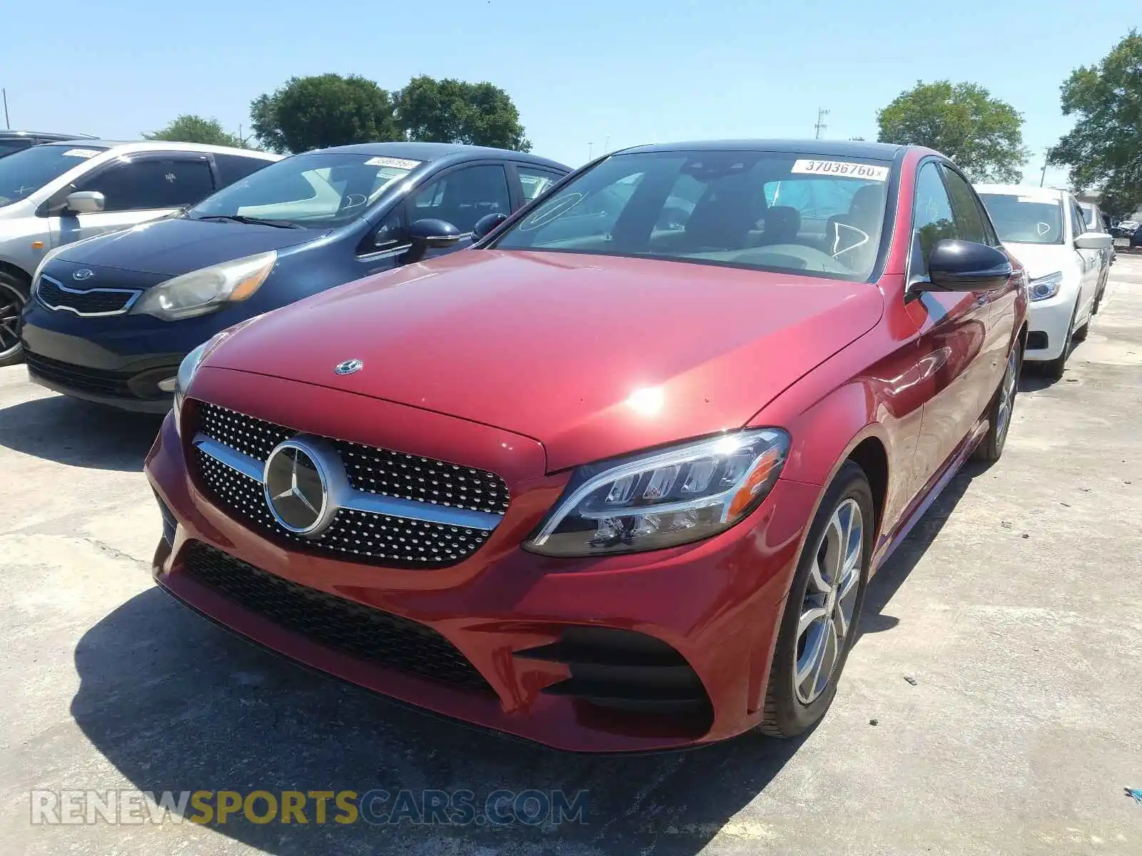 2 Photograph of a damaged car 55SWF8DB2KU283300 MERCEDES-BENZ C CLASS 2019