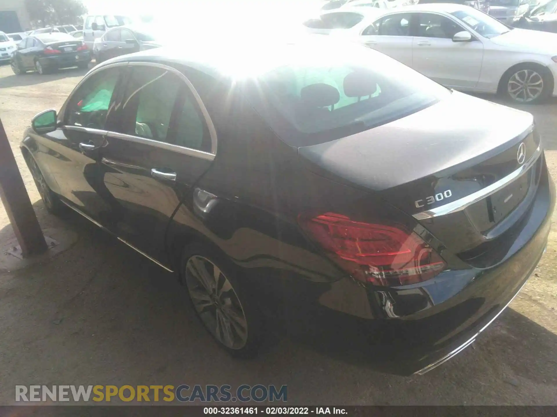 3 Photograph of a damaged car 55SWF8DB2KU301259 MERCEDES-BENZ C-CLASS 2019