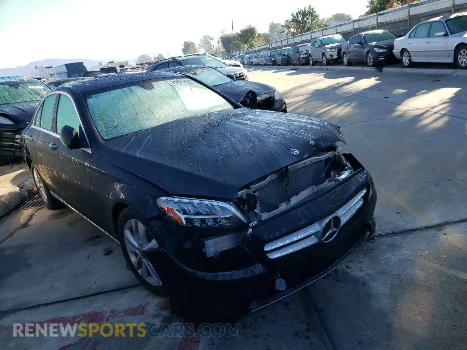 1 Photograph of a damaged car 55SWF8DB2KU315064 MERCEDES-BENZ C CLASS 2019