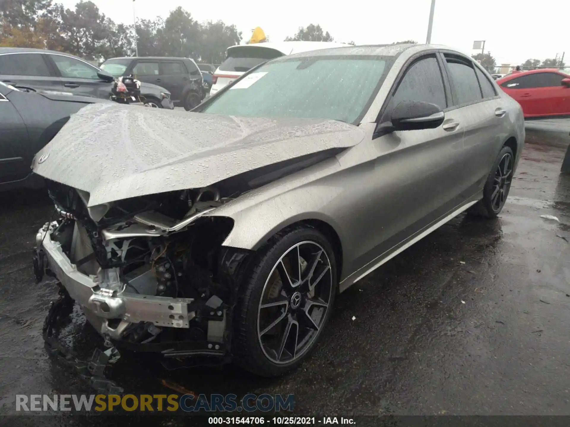 2 Photograph of a damaged car 55SWF8DB2KU320569 MERCEDES-BENZ C-CLASS 2019