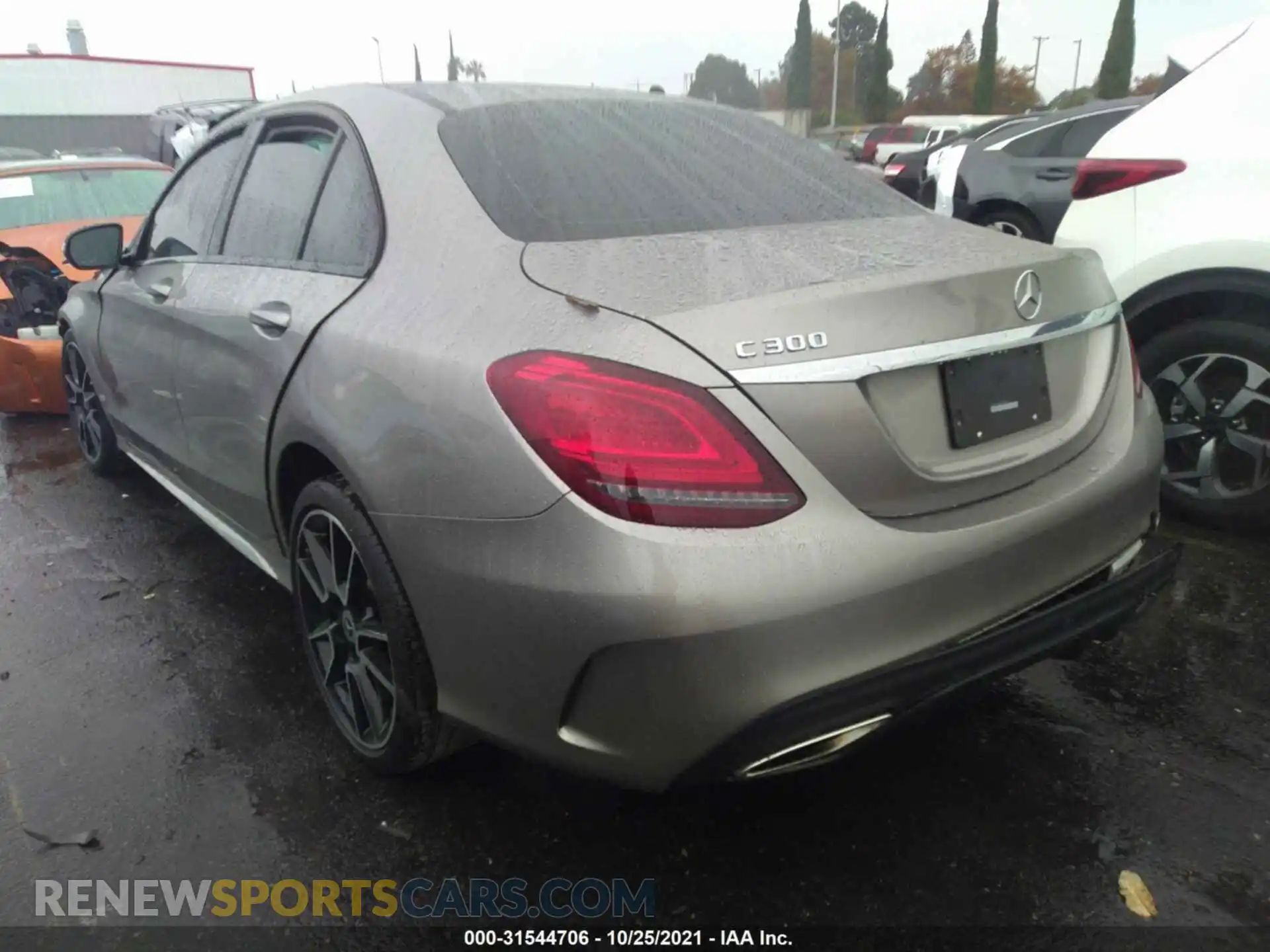 3 Photograph of a damaged car 55SWF8DB2KU320569 MERCEDES-BENZ C-CLASS 2019