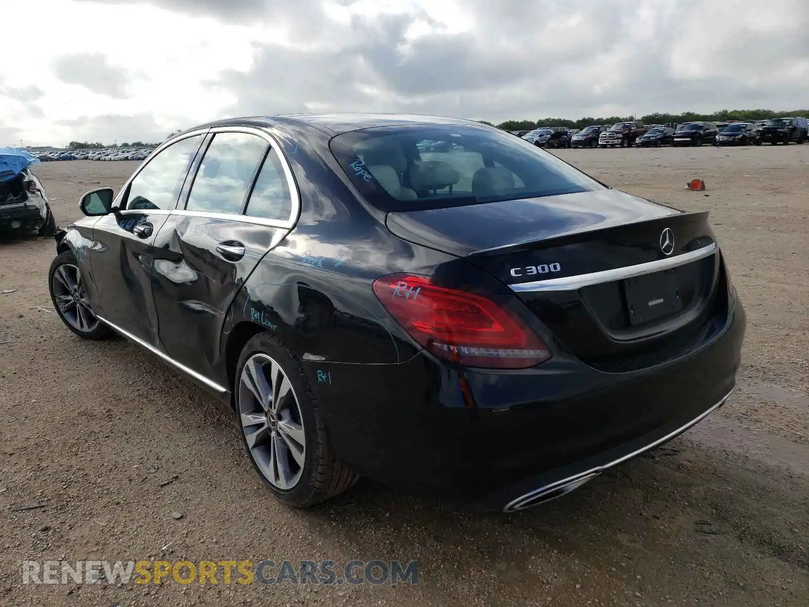 3 Photograph of a damaged car 55SWF8DB3KU294385 MERCEDES-BENZ C-CLASS 2019