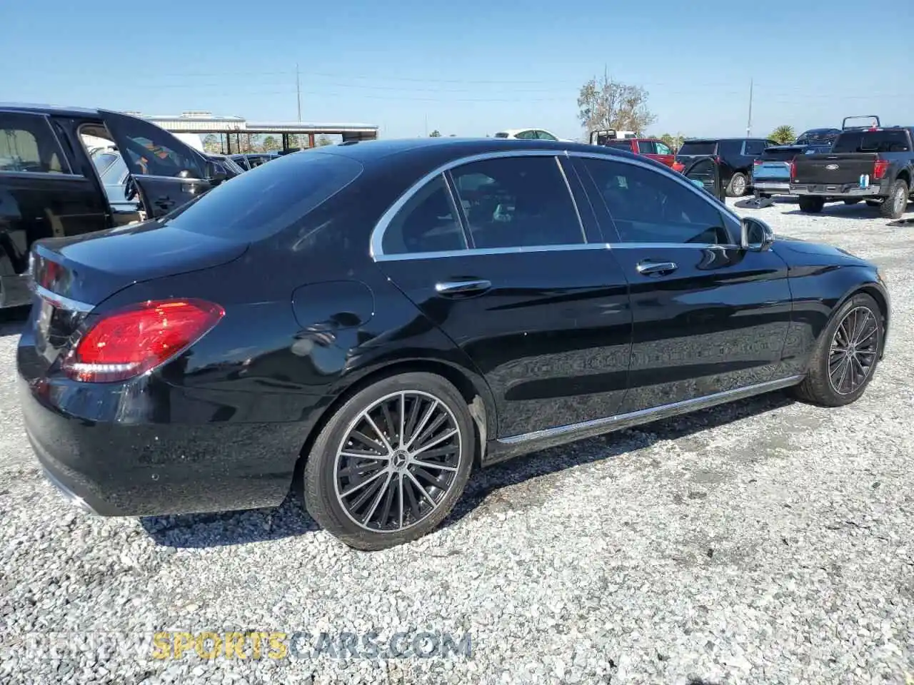3 Photograph of a damaged car 55SWF8DB3KU295813 MERCEDES-BENZ C-CLASS 2019