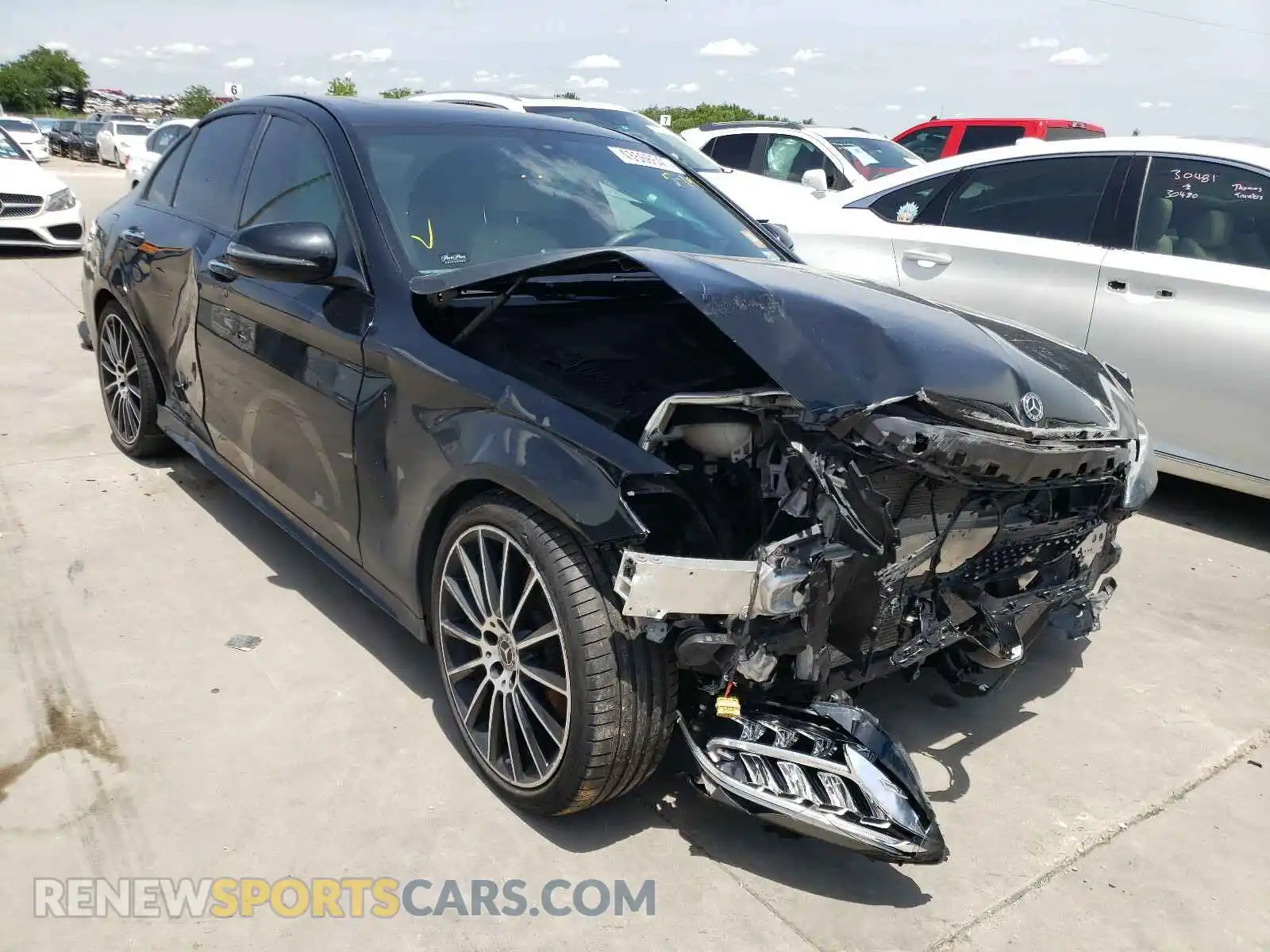 1 Photograph of a damaged car 55SWF8DB3KU308429 MERCEDES-BENZ C CLASS 2019