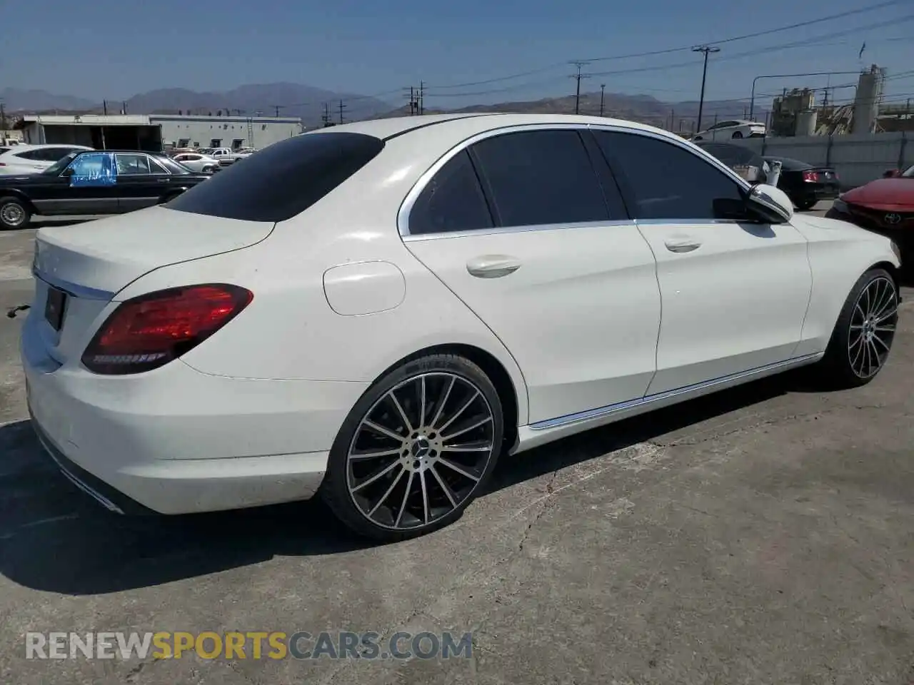 3 Photograph of a damaged car 55SWF8DB3KU314392 MERCEDES-BENZ C-CLASS 2019