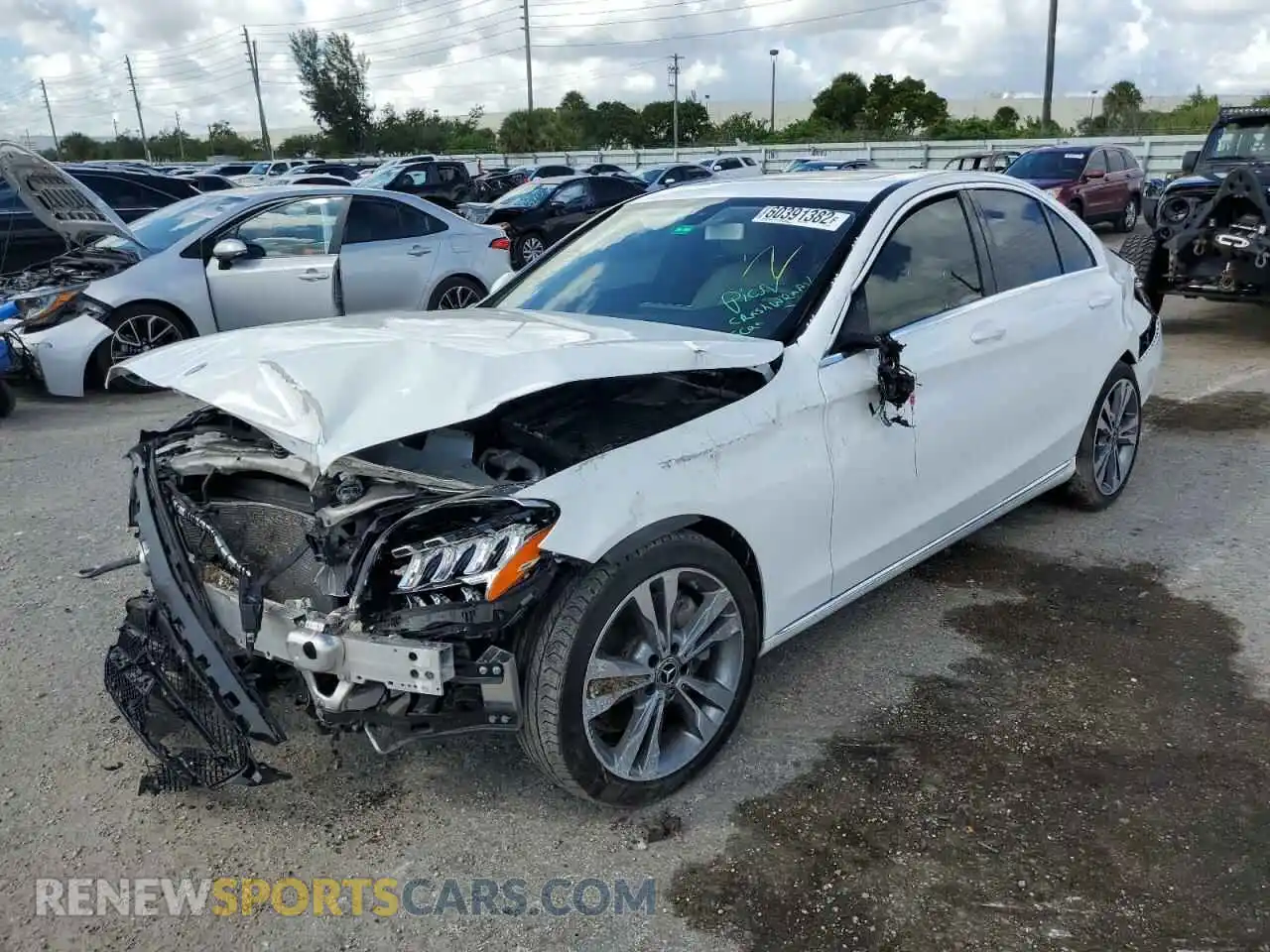 2 Photograph of a damaged car 55SWF8DB3KU317065 MERCEDES-BENZ C-CLASS 2019