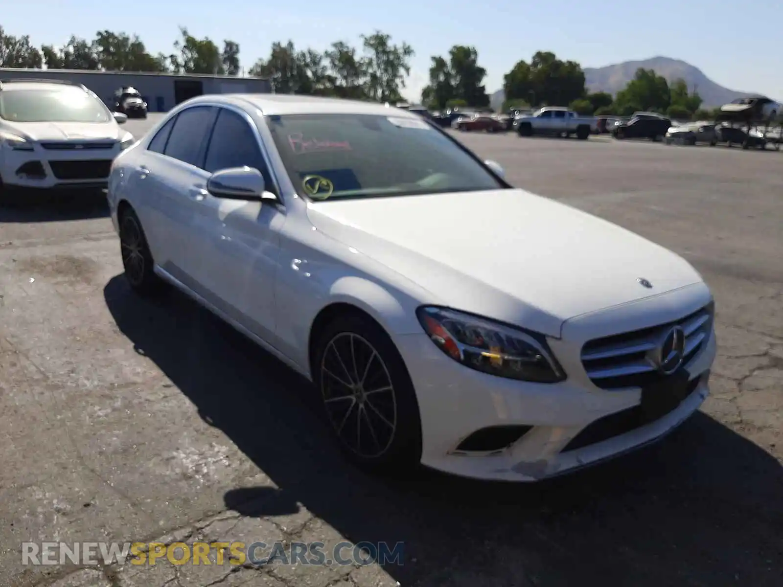 1 Photograph of a damaged car 55SWF8DB4KU286652 MERCEDES-BENZ C-CLASS 2019