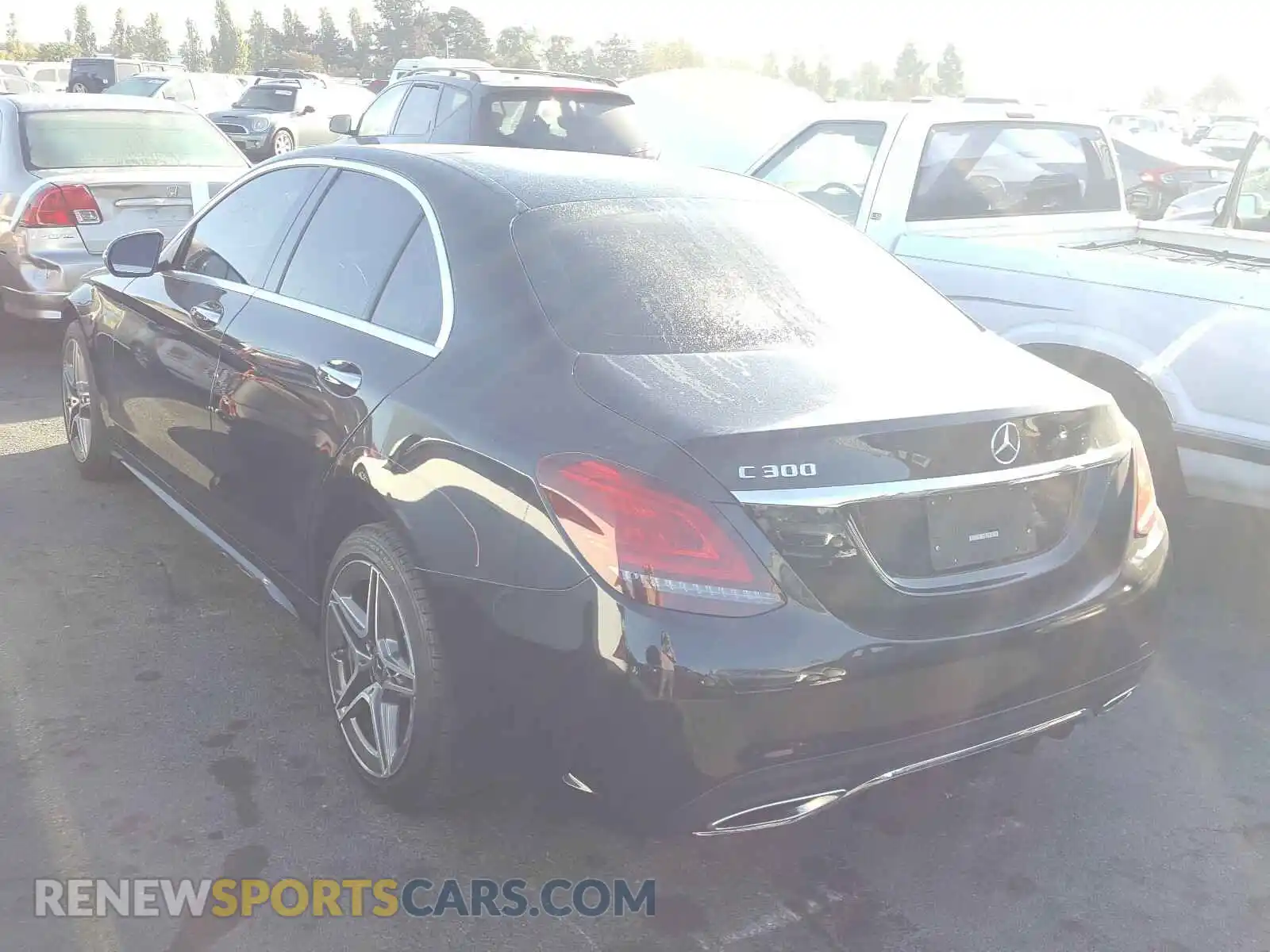 3 Photograph of a damaged car 55SWF8DB4KU290359 MERCEDES-BENZ C CLASS 2019
