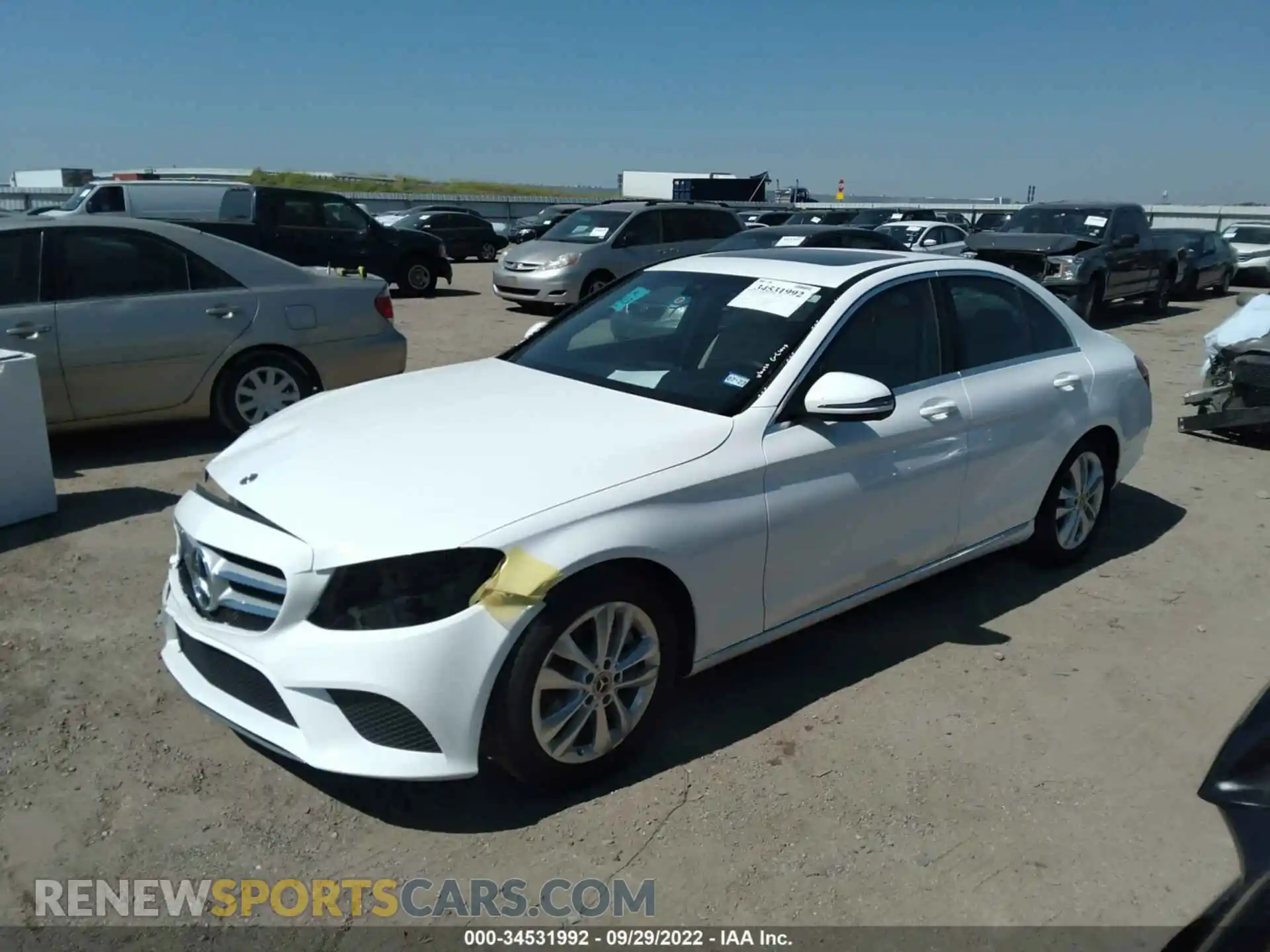 2 Photograph of a damaged car 55SWF8DB4KU295349 MERCEDES-BENZ C-CLASS 2019