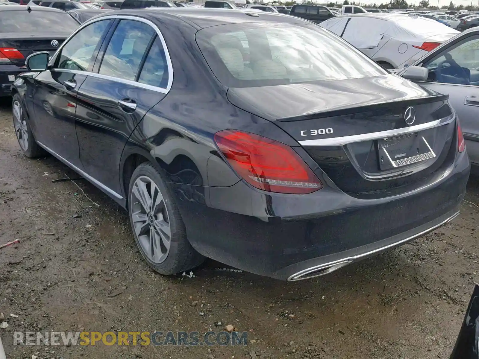 3 fotografías del automóvil dañado 55SWF8DB4KU296405 MERCEDES-BENZ C CLASS 2019