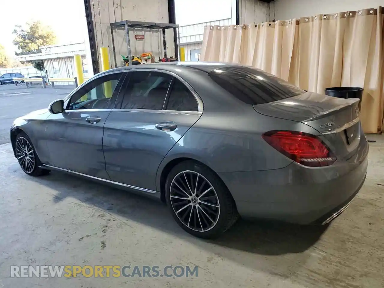 2 Photograph of a damaged car 55SWF8DB5KU302275 MERCEDES-BENZ C-CLASS 2019