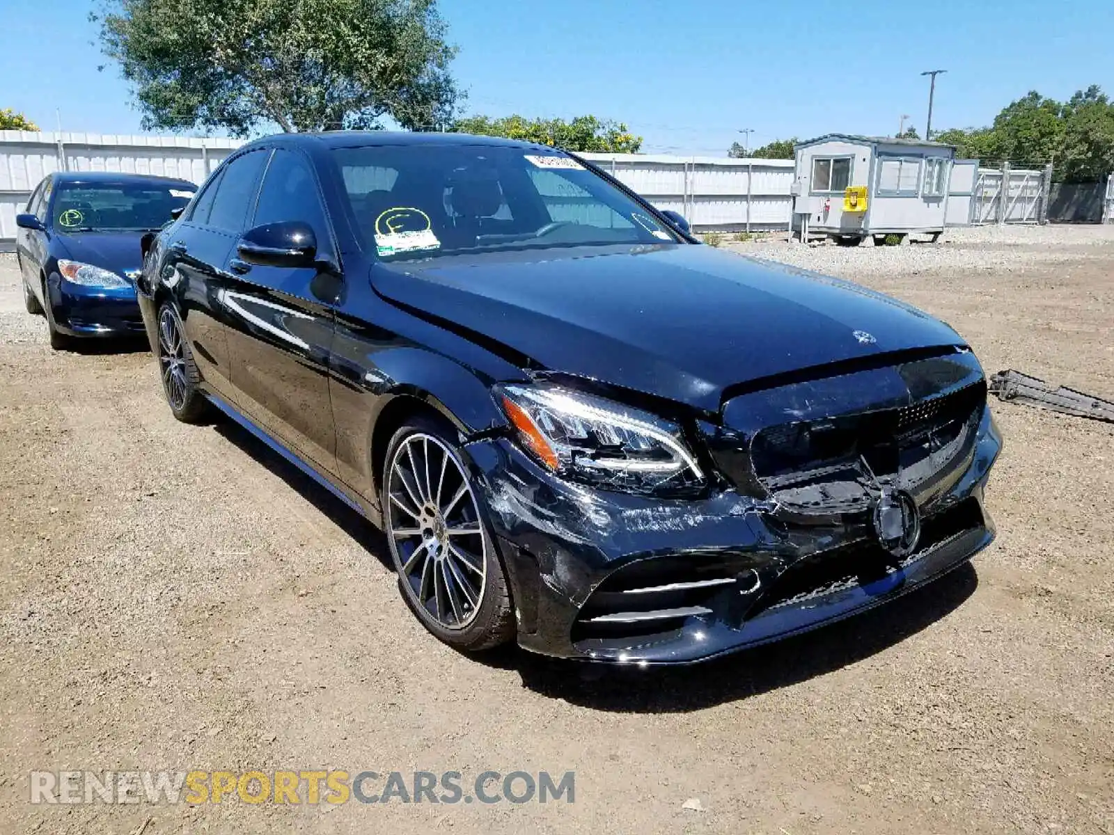 1 Photograph of a damaged car 55SWF8DB5KU303507 MERCEDES-BENZ C CLASS 2019