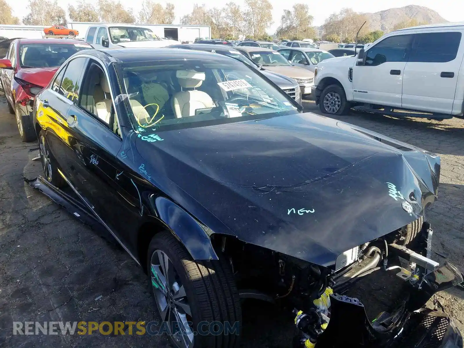 1 Photograph of a damaged car 55SWF8DB6KU287558 MERCEDES-BENZ C CLASS 2019