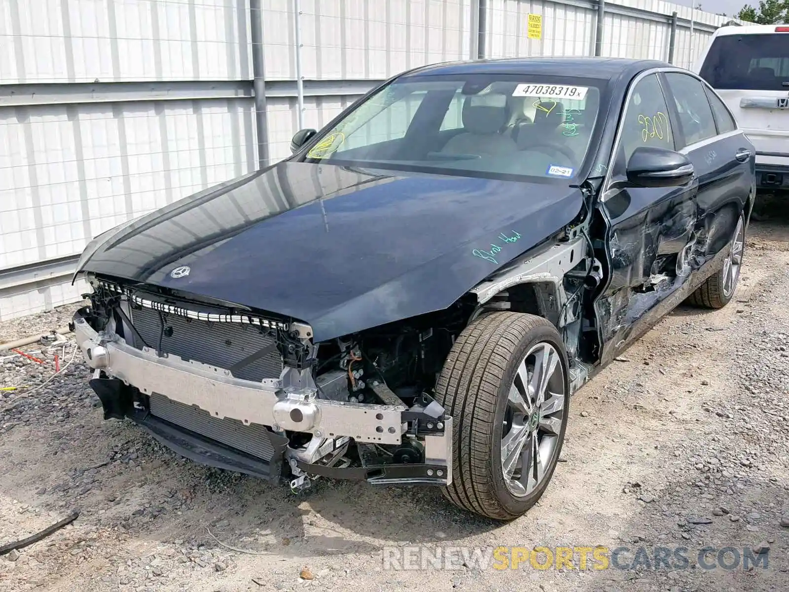2 Photograph of a damaged car 55SWF8DB6KU301779 MERCEDES-BENZ C CLASS 2019