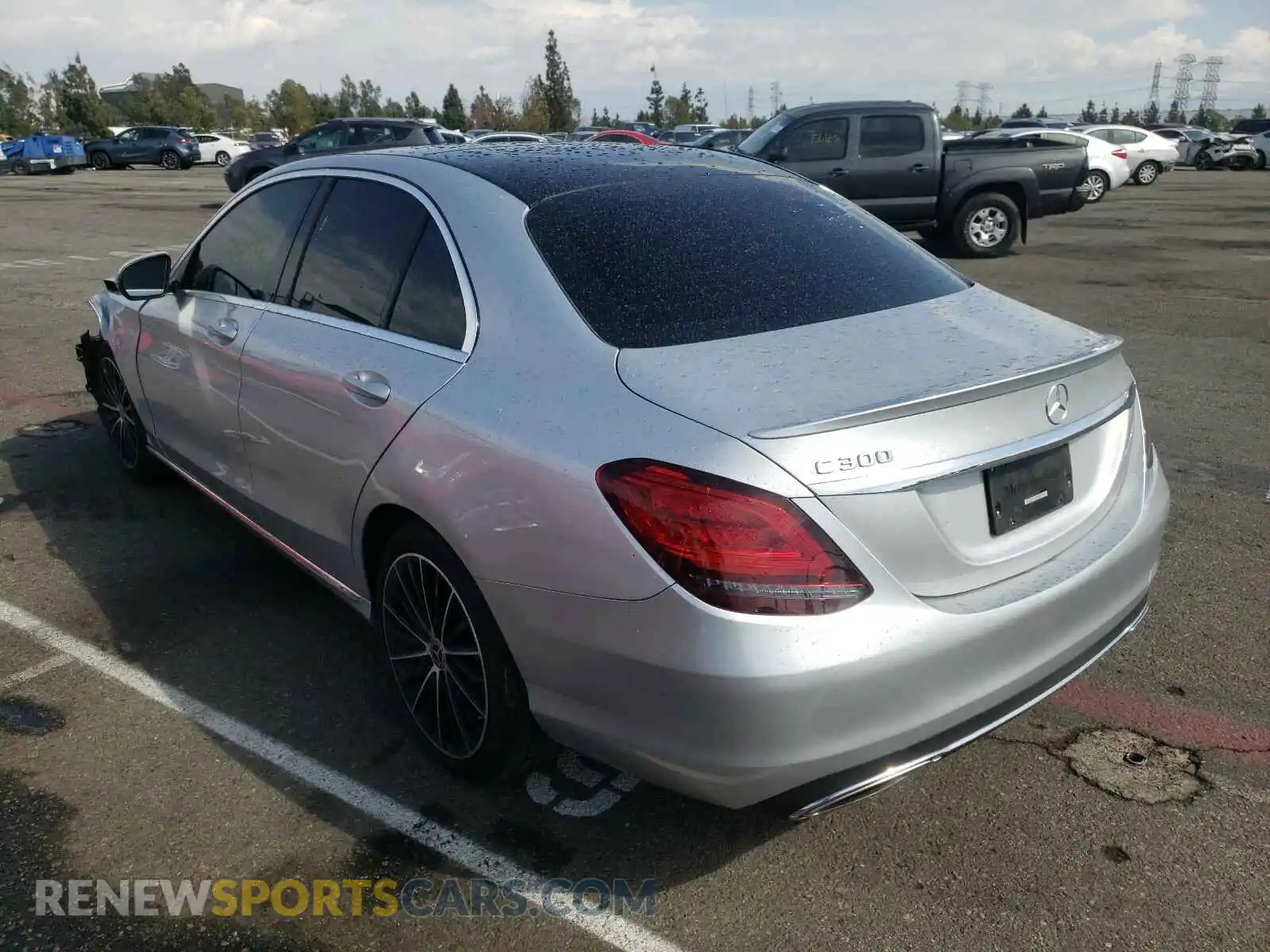3 Photograph of a damaged car 55SWF8DB6KU321773 MERCEDES-BENZ C CLASS 2019