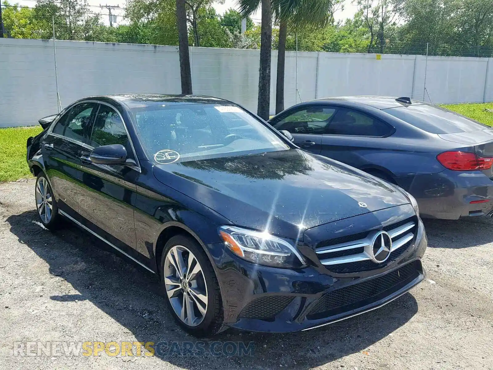 1 Photograph of a damaged car 55SWF8DB9KU287408 MERCEDES-BENZ C CLASS 2019