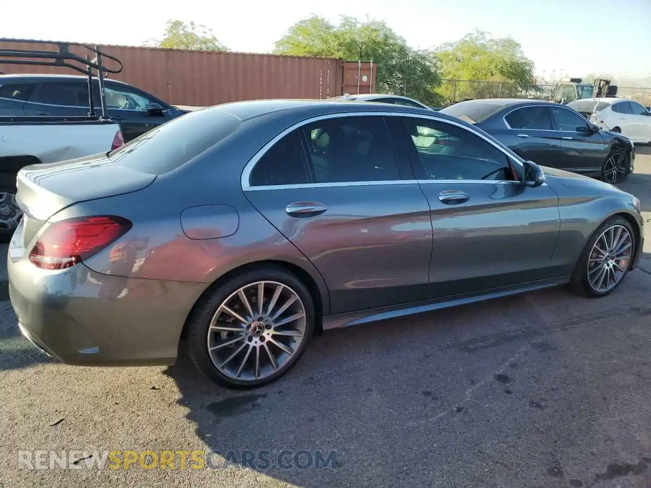 3 Фотография поврежденного автомобиля 55SWF8DB9KU309178 MERCEDES-BENZ C-CLASS 2019