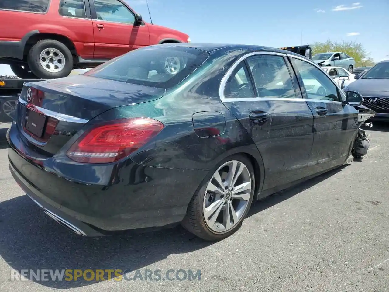 3 Photograph of a damaged car 55SWF8DBXKU289278 MERCEDES-BENZ C-CLASS 2019