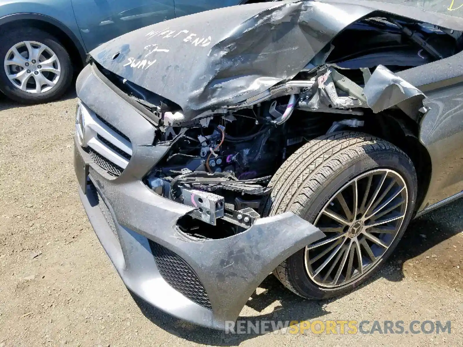 9 Photograph of a damaged car 55SWF8DBXKU297333 MERCEDES-BENZ C CLASS 2019