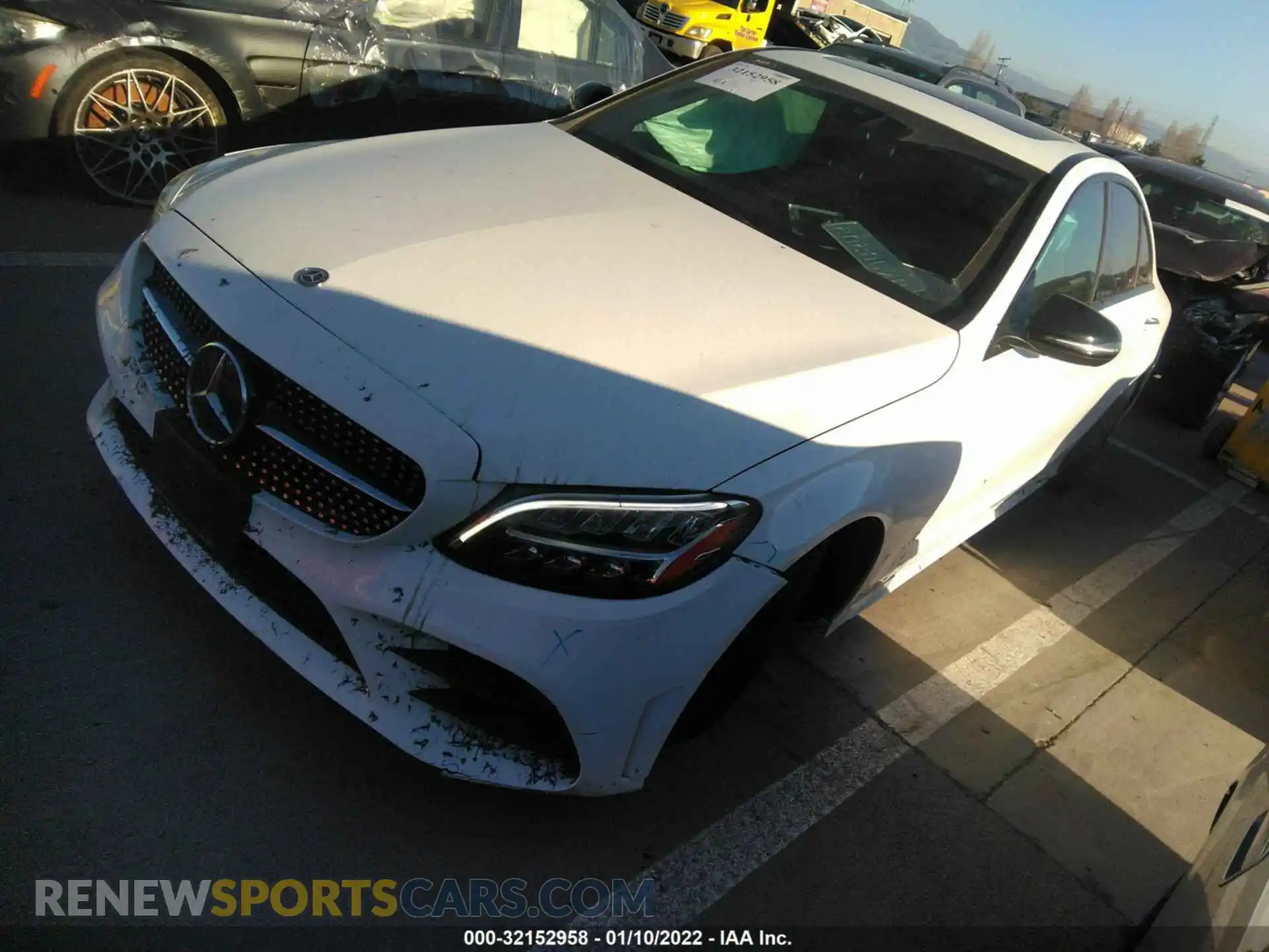2 Фотография поврежденного автомобиля 55SWF8DBXKU314860 MERCEDES-BENZ C-CLASS 2019