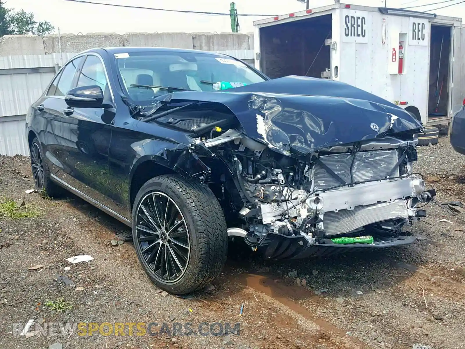 1 Photograph of a damaged car 55SWF8EB0KU312078 MERCEDES-BENZ C CLASS 2019