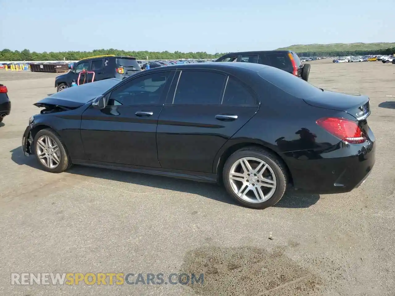 2 Photograph of a damaged car 55SWF8EB3KU313399 MERCEDES-BENZ C-CLASS 2019