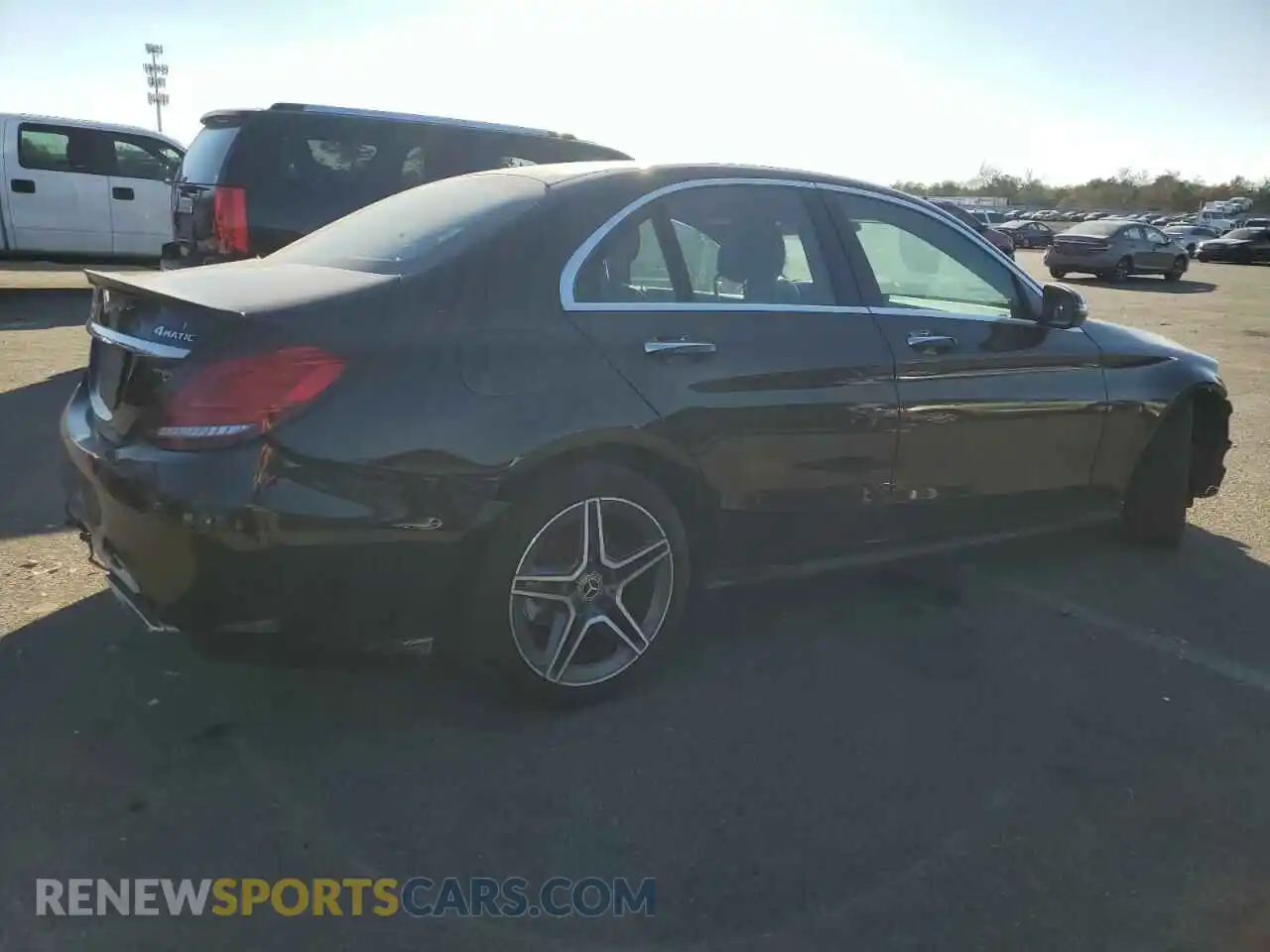 3 Photograph of a damaged car 55SWF8EB3KU318456 MERCEDES-BENZ C-CLASS 2019