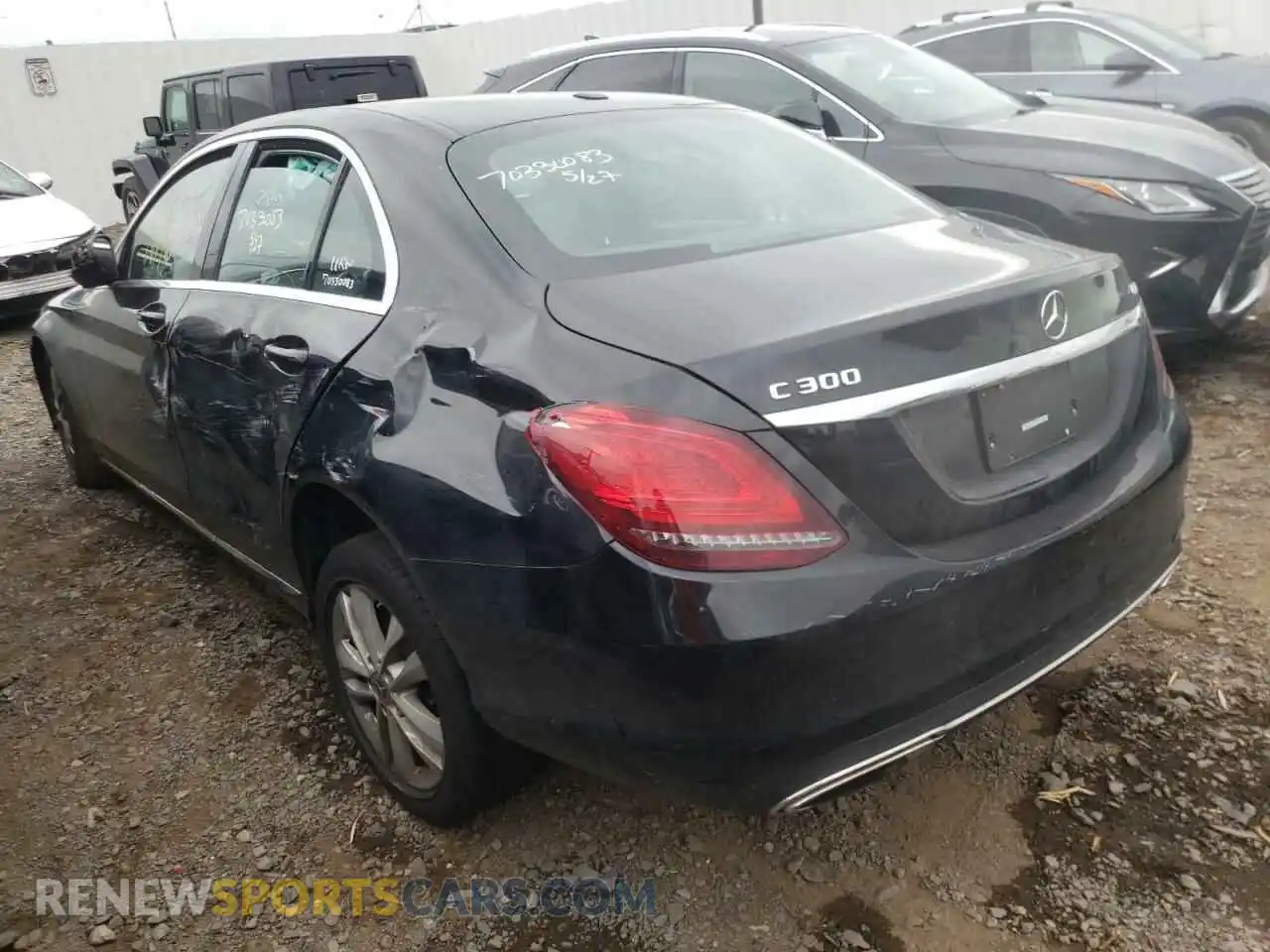 3 fotografías del automóvil dañado 55SWF8EB4KU312455 MERCEDES-BENZ C-CLASS 2019