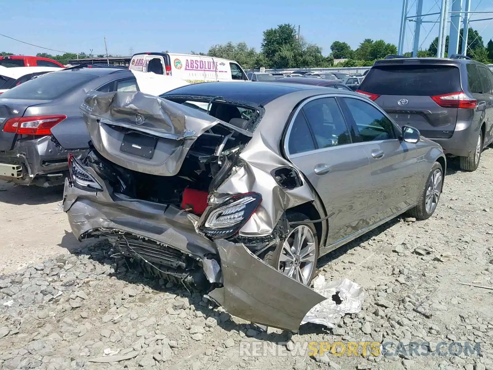 4 Photograph of a damaged car 55SWF8EB5KU285007 MERCEDES-BENZ C CLASS 2019
