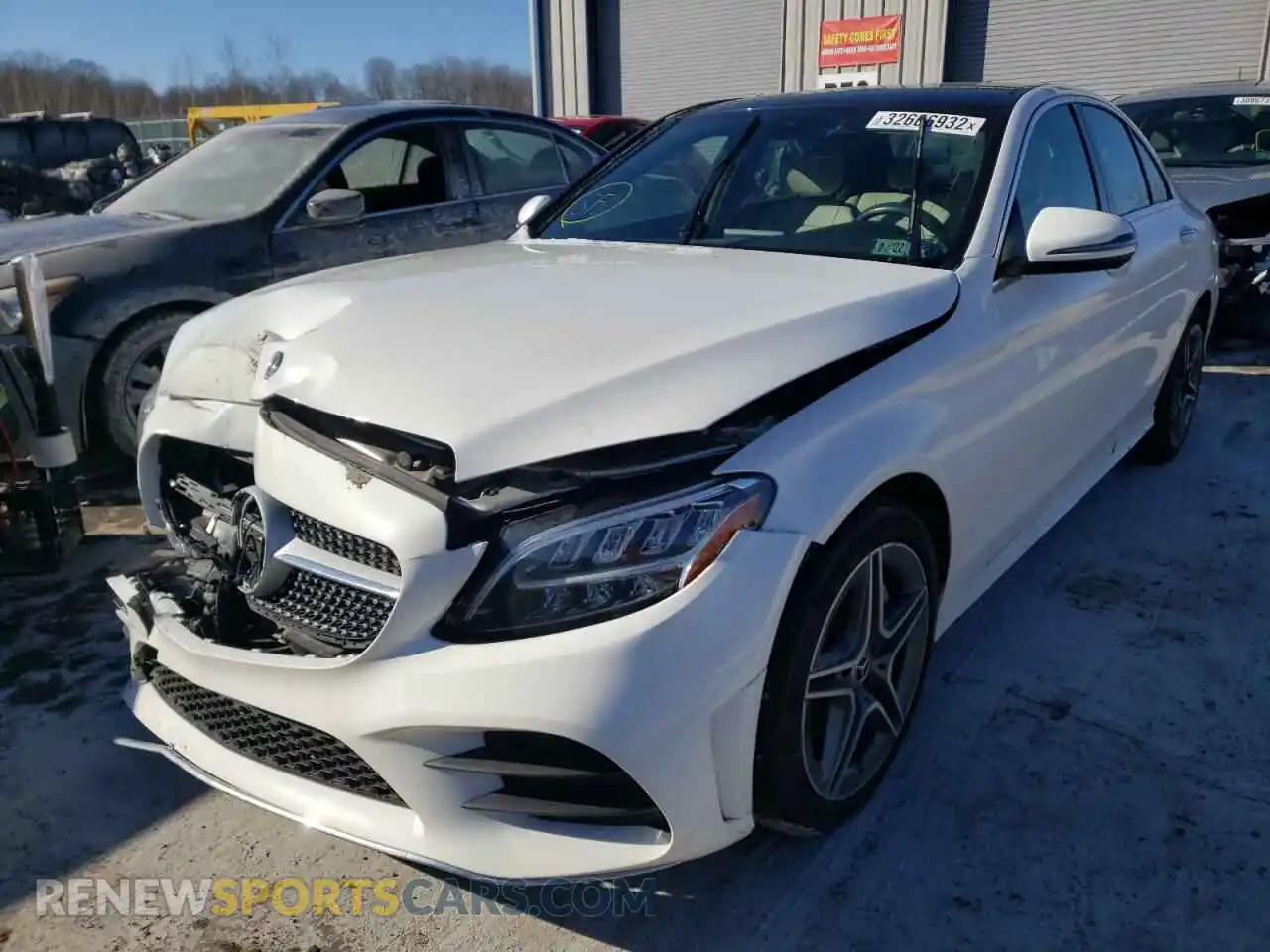 2 Photograph of a damaged car 55SWF8EB5KU306390 MERCEDES-BENZ C-CLASS 2019