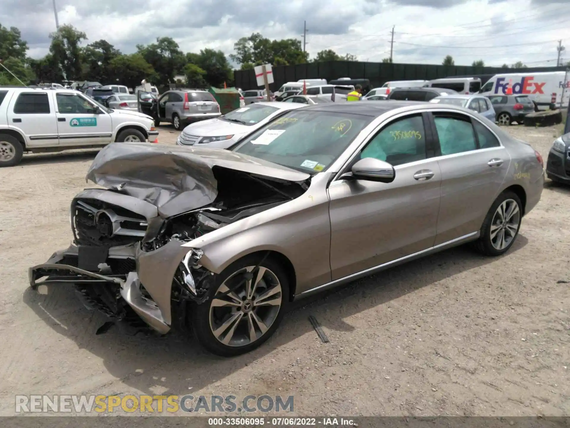 2 Photograph of a damaged car 55SWF8EB9KU284443 MERCEDES-BENZ C-CLASS 2019