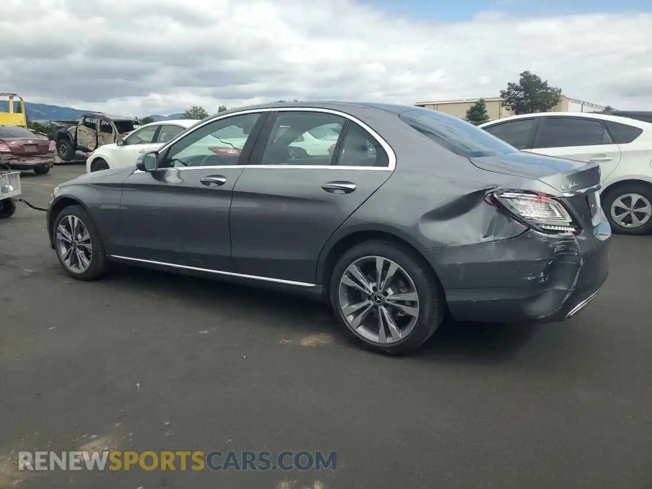 2 fotografías del automóvil dañado 55SWF8EB9KU291263 MERCEDES-BENZ C-CLASS 2019