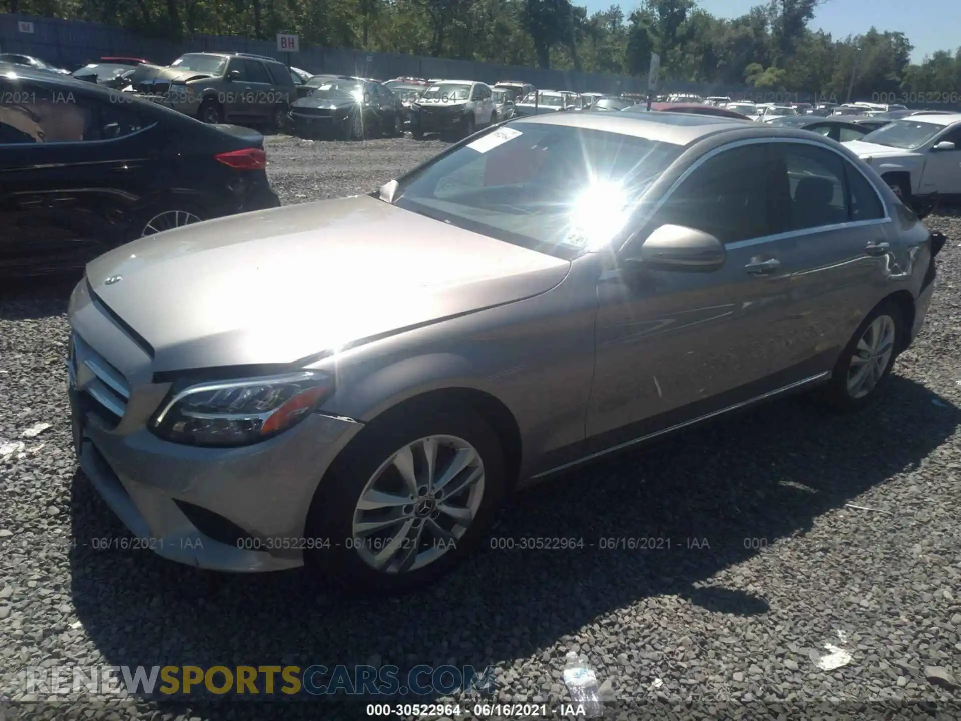 2 Photograph of a damaged car 55SWF8EB9KU313651 MERCEDES-BENZ C-CLASS 2019