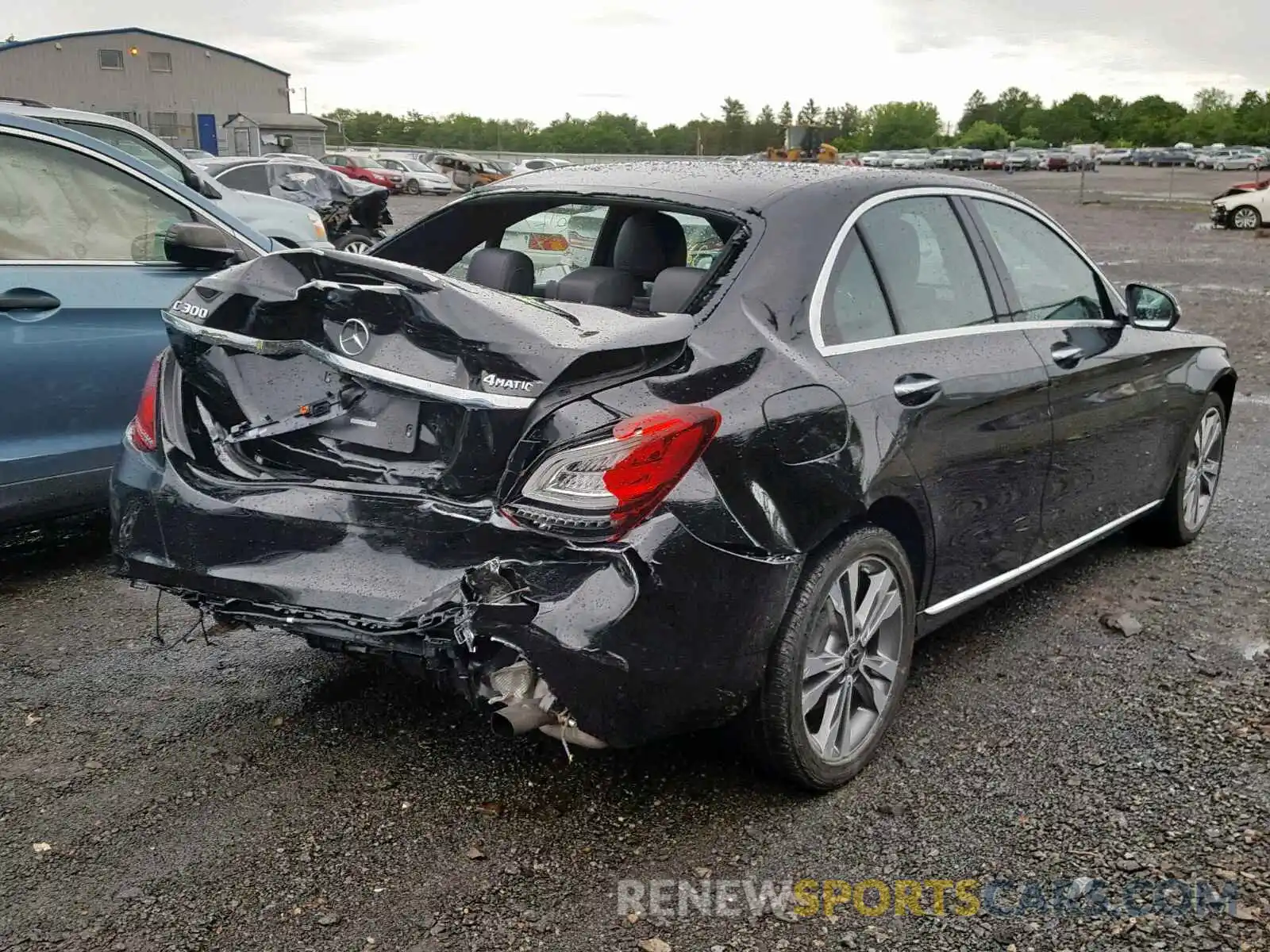 4 Photograph of a damaged car 55SWF8EBXKU309737 MERCEDES-BENZ C CLASS 2019