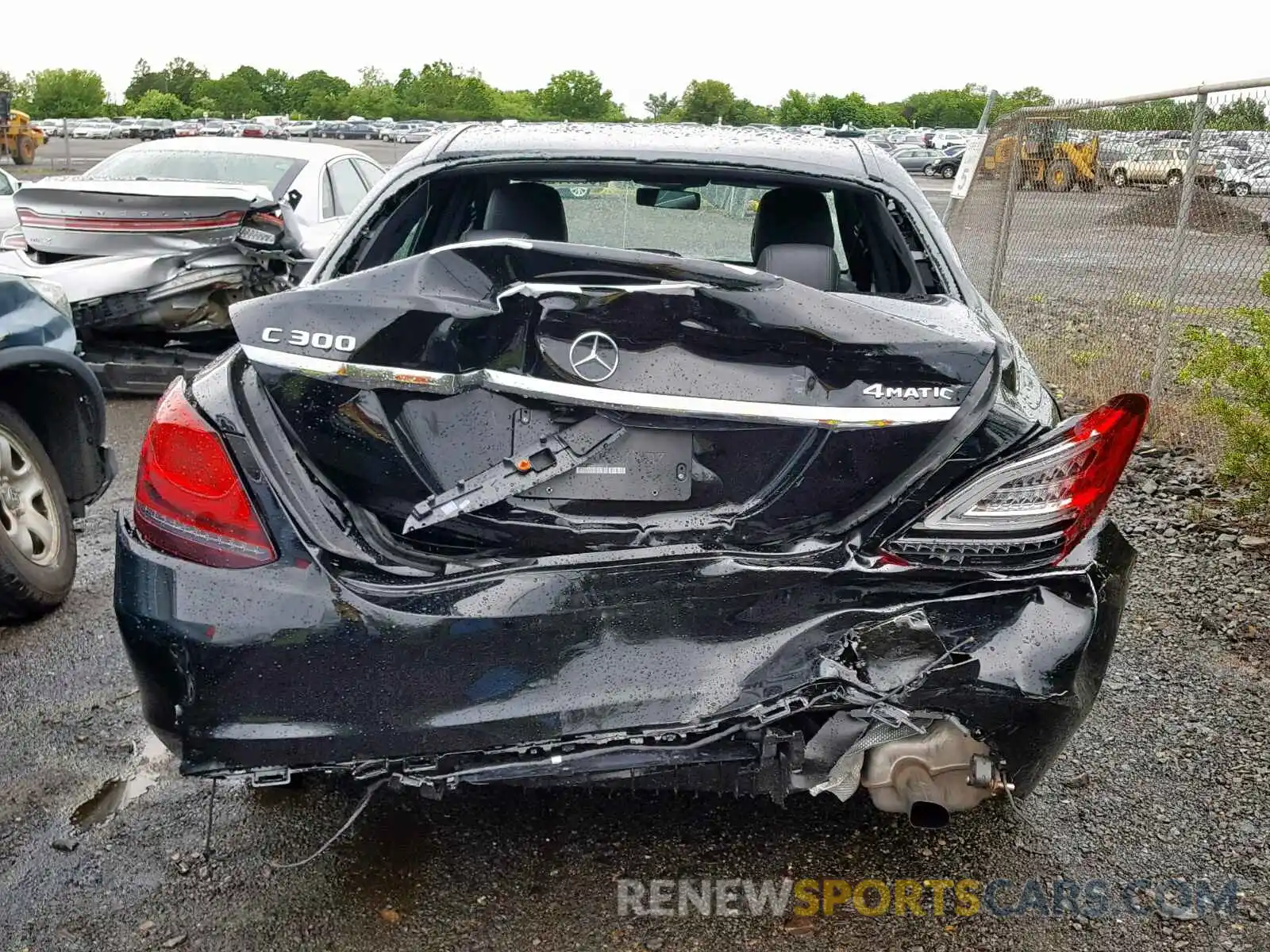 9 Photograph of a damaged car 55SWF8EBXKU309737 MERCEDES-BENZ C CLASS 2019