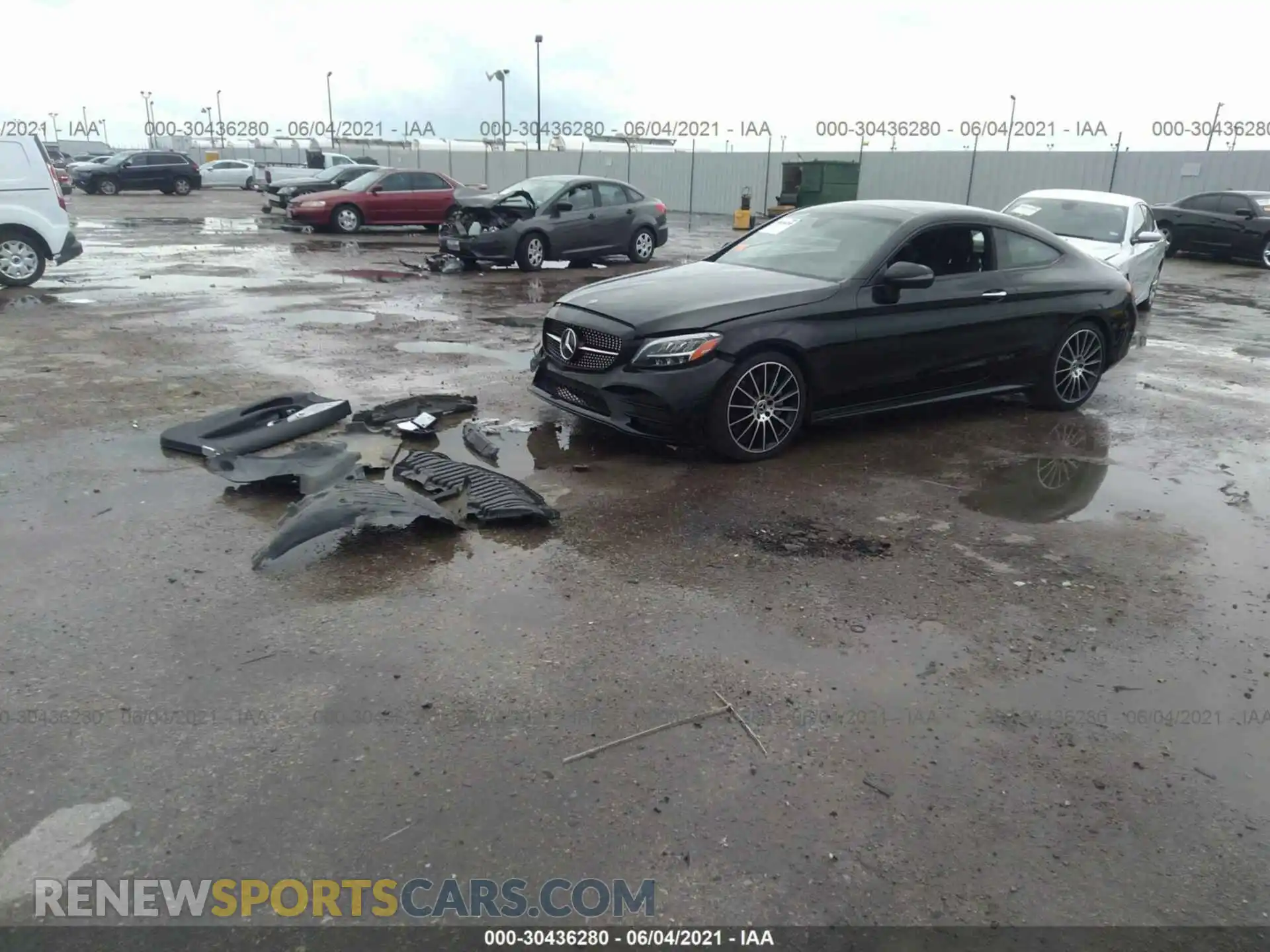 2 fotografías del automóvil dañado WDDWJ8DB0KF850752 MERCEDES-BENZ C-CLASS 2019