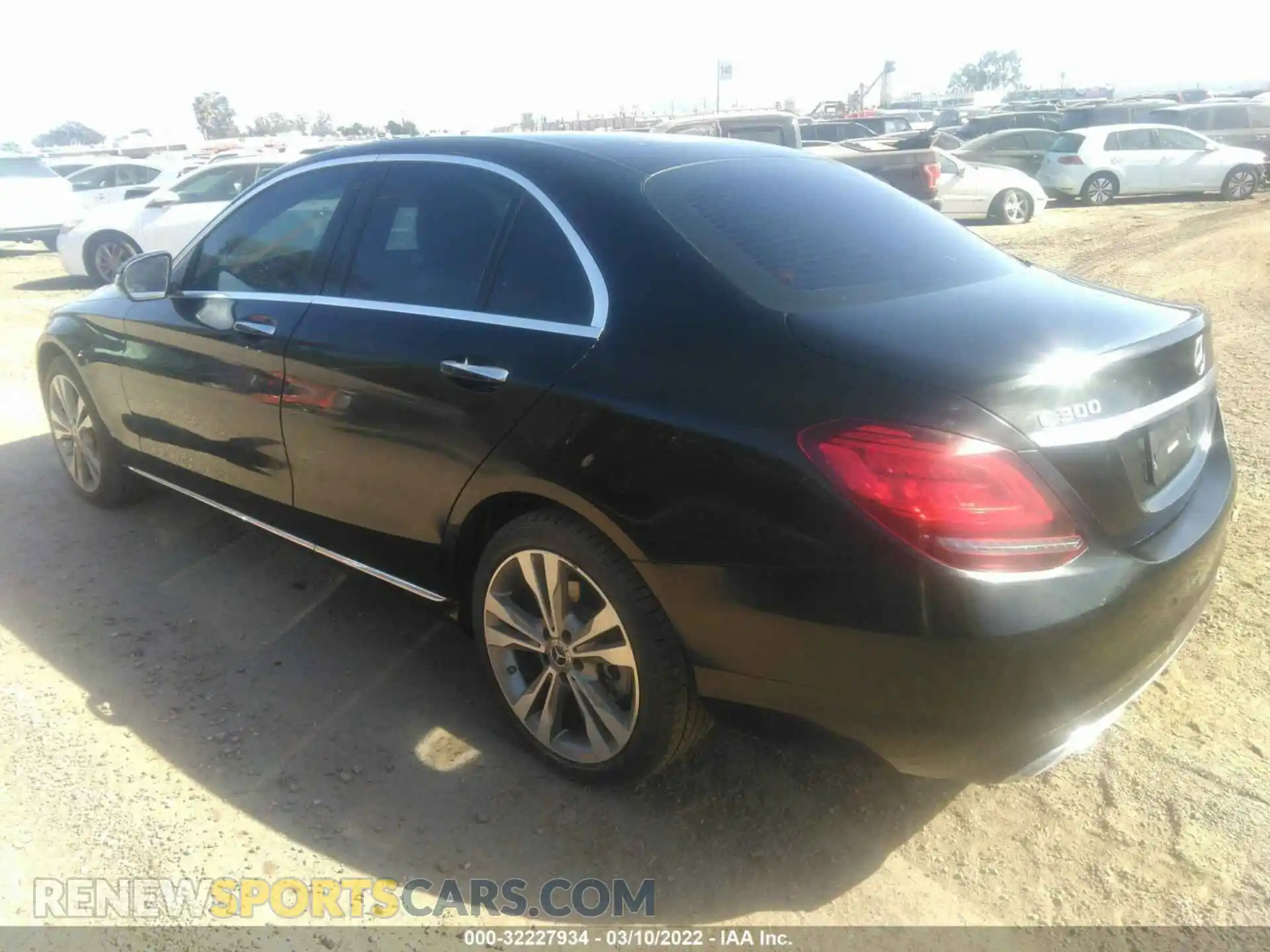3 Photograph of a damaged car 55SWF8DB1LU323044 MERCEDES-BENZ C-CLASS 2020