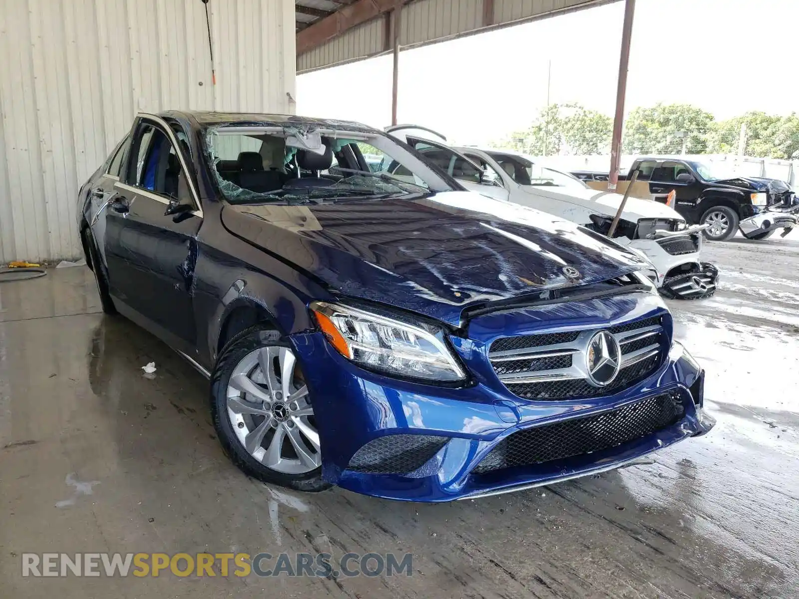 1 Photograph of a damaged car 55SWF8DB2LU330875 MERCEDES-BENZ C CLASS 2020