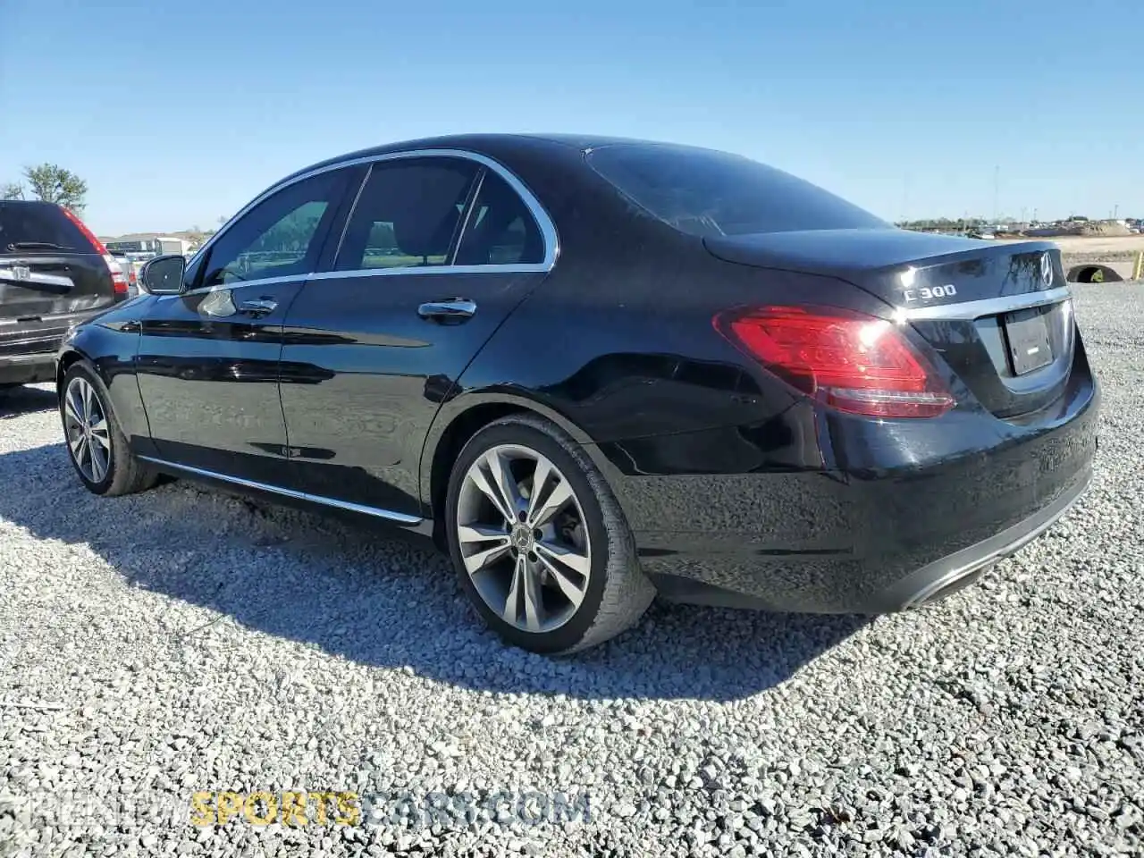 2 fotografías del automóvil dañado 55SWF8DB3LU332831 MERCEDES-BENZ C-CLASS 2020