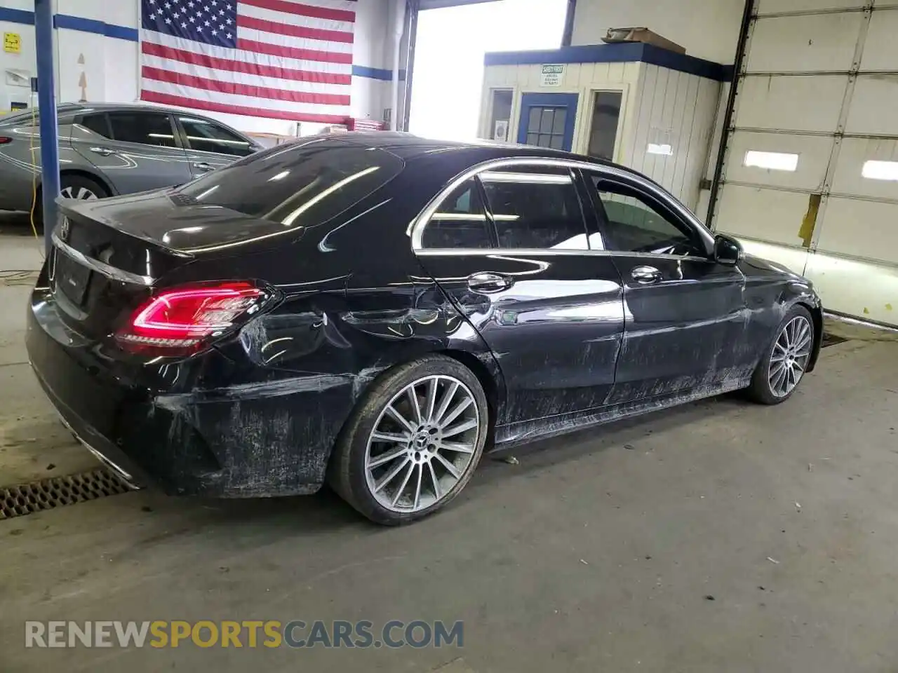 3 Photograph of a damaged car 55SWF8DB8LU325955 MERCEDES-BENZ C-CLASS 2020