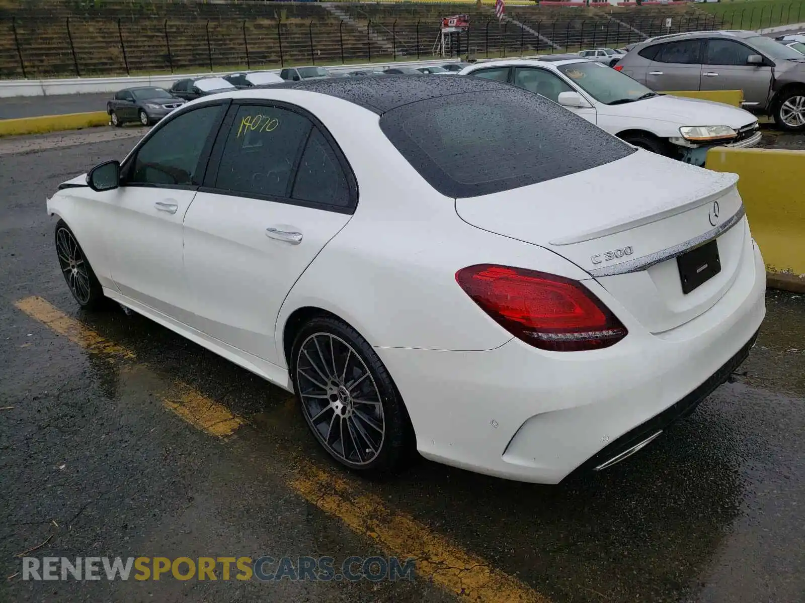 3 Photograph of a damaged car 55SWF8DBXLU323947 MERCEDES-BENZ C CLASS 2020