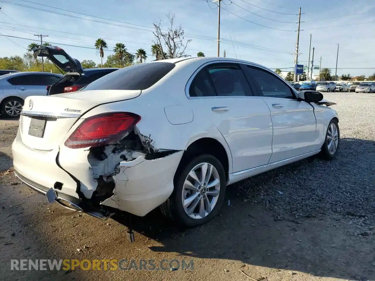 3 Photograph of a damaged car 55SWF8EBXLU324725 MERCEDES-BENZ C-CLASS 2020