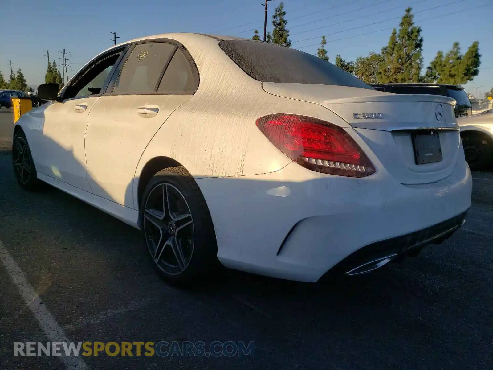 3 Photograph of a damaged car W1KWF8DB3LR573595 MERCEDES-BENZ C CLASS 2020