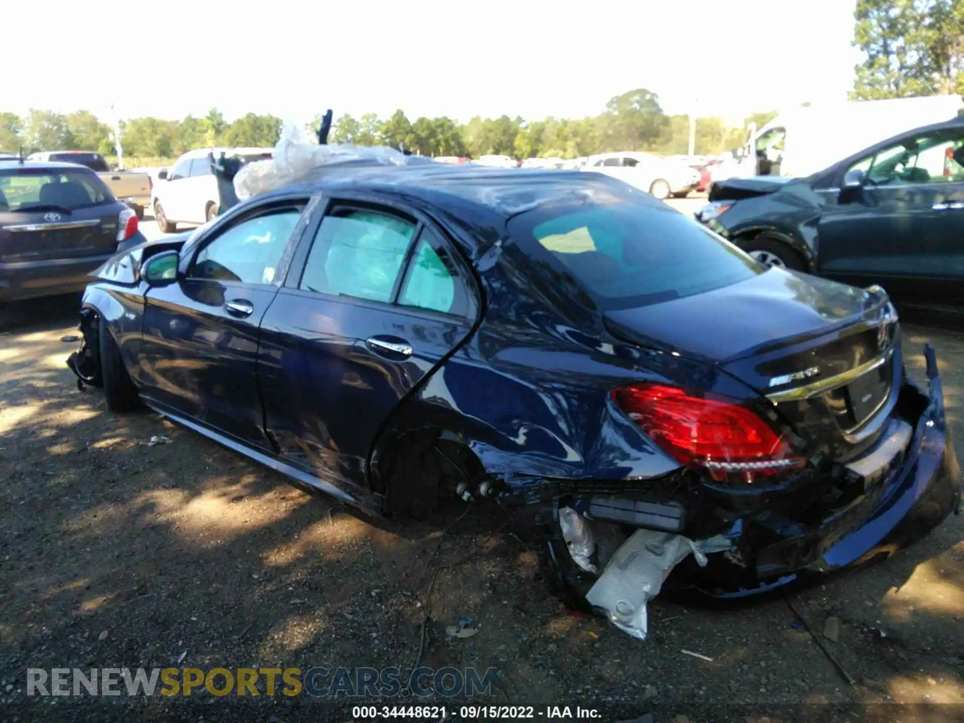 3 fotografías del automóvil dañado WDDWF6EB6LR557975 MERCEDES-BENZ C-CLASS 2020