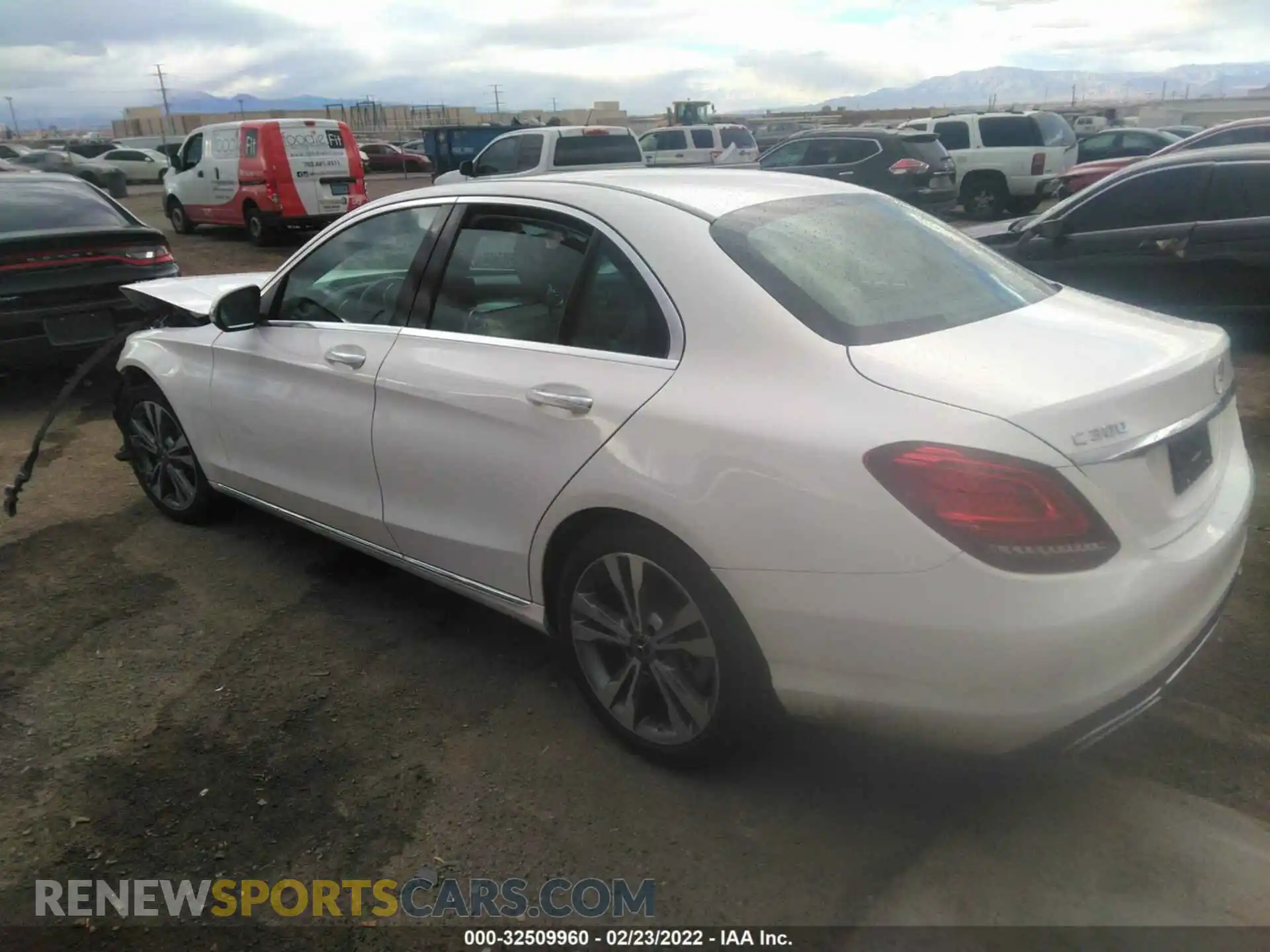 3 Photograph of a damaged car WDDWF8DB2LR560109 MERCEDES-BENZ C-CLASS 2020