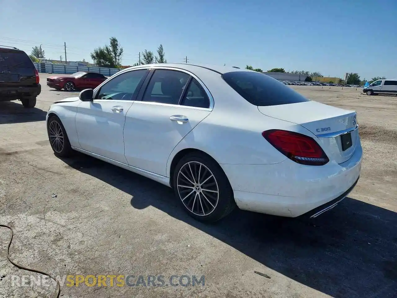 2 Photograph of a damaged car W1KWF8DB2MR651429 MERCEDES-BENZ C-CLASS 2021