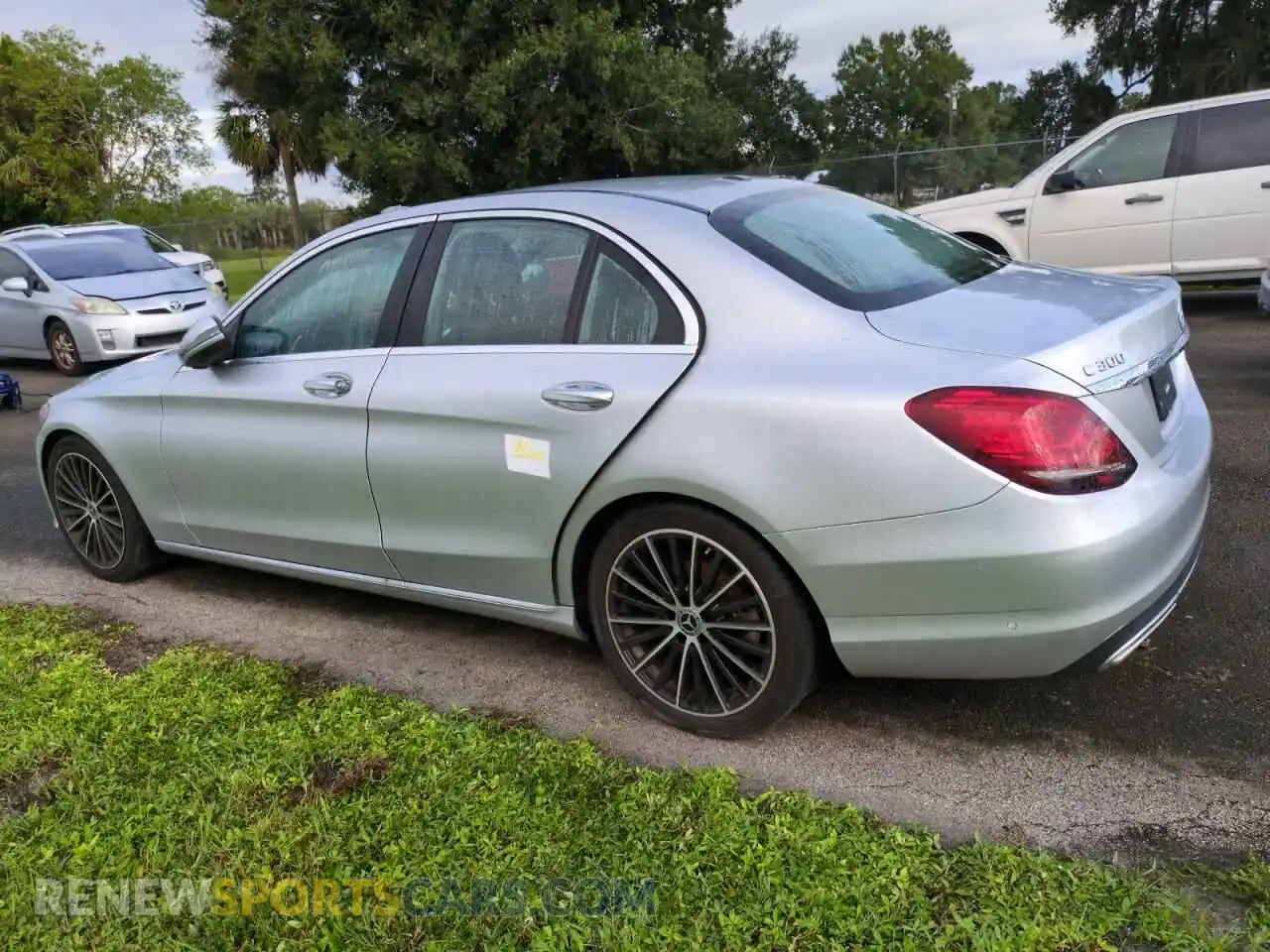 2 Photograph of a damaged car W1KWF8DB2MR651723 MERCEDES-BENZ C-CLASS 2021