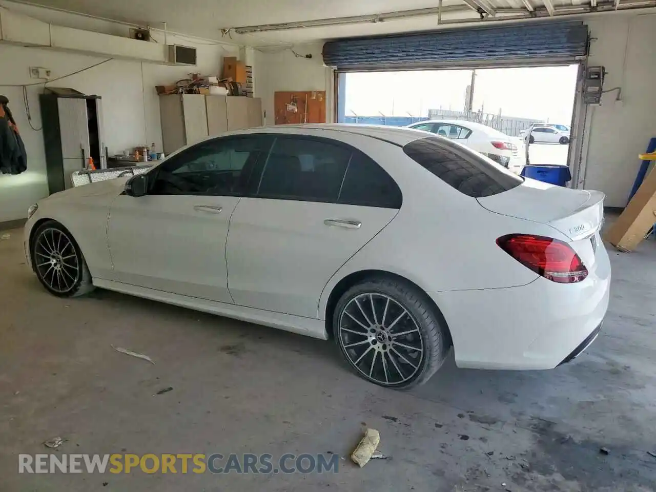 2 Photograph of a damaged car W1KWF8DB4MR638598 MERCEDES-BENZ C-CLASS 2021