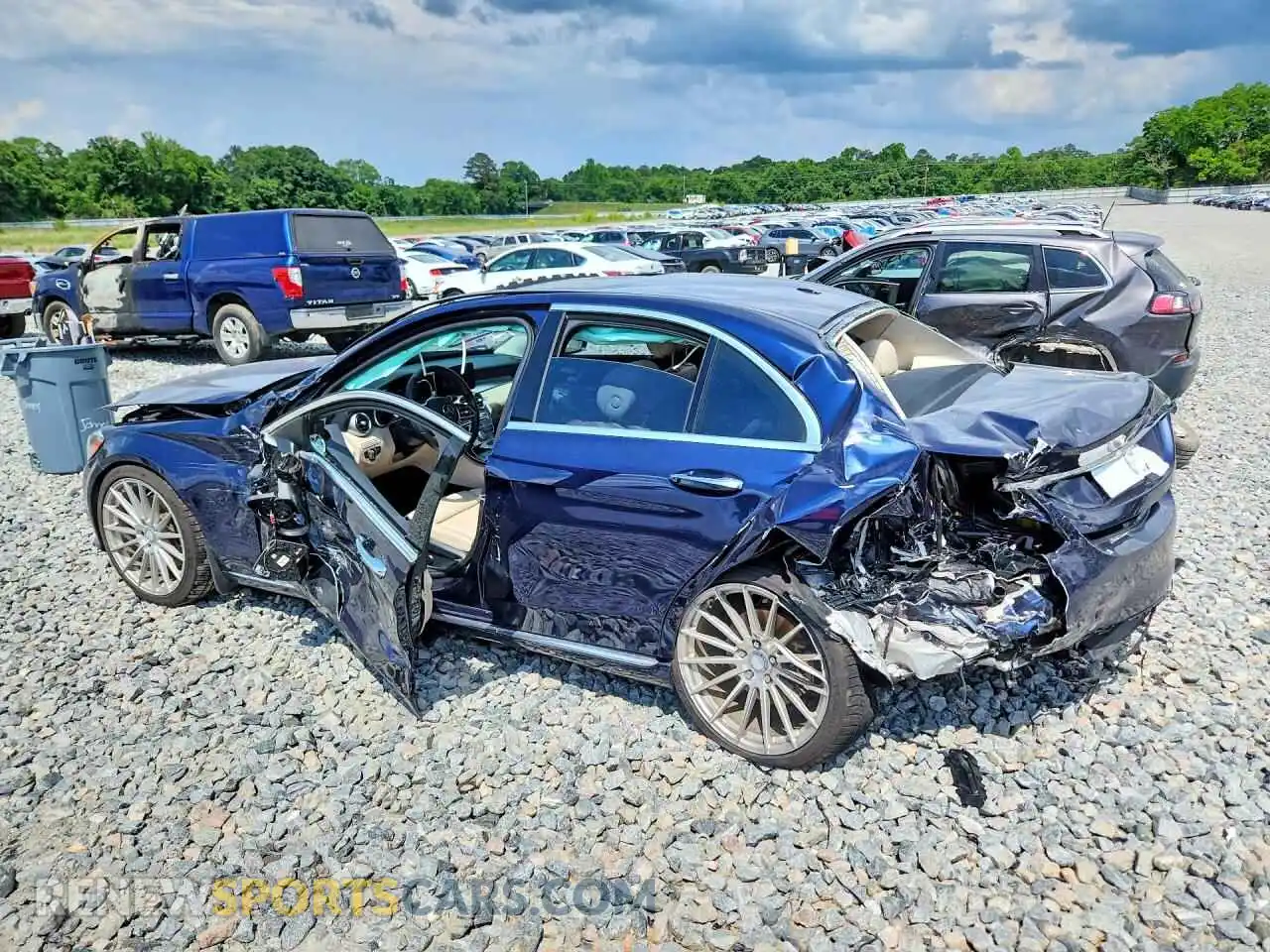 2 Photograph of a damaged car W1KWF8DB6MR647805 MERCEDES-BENZ C-CLASS 2021